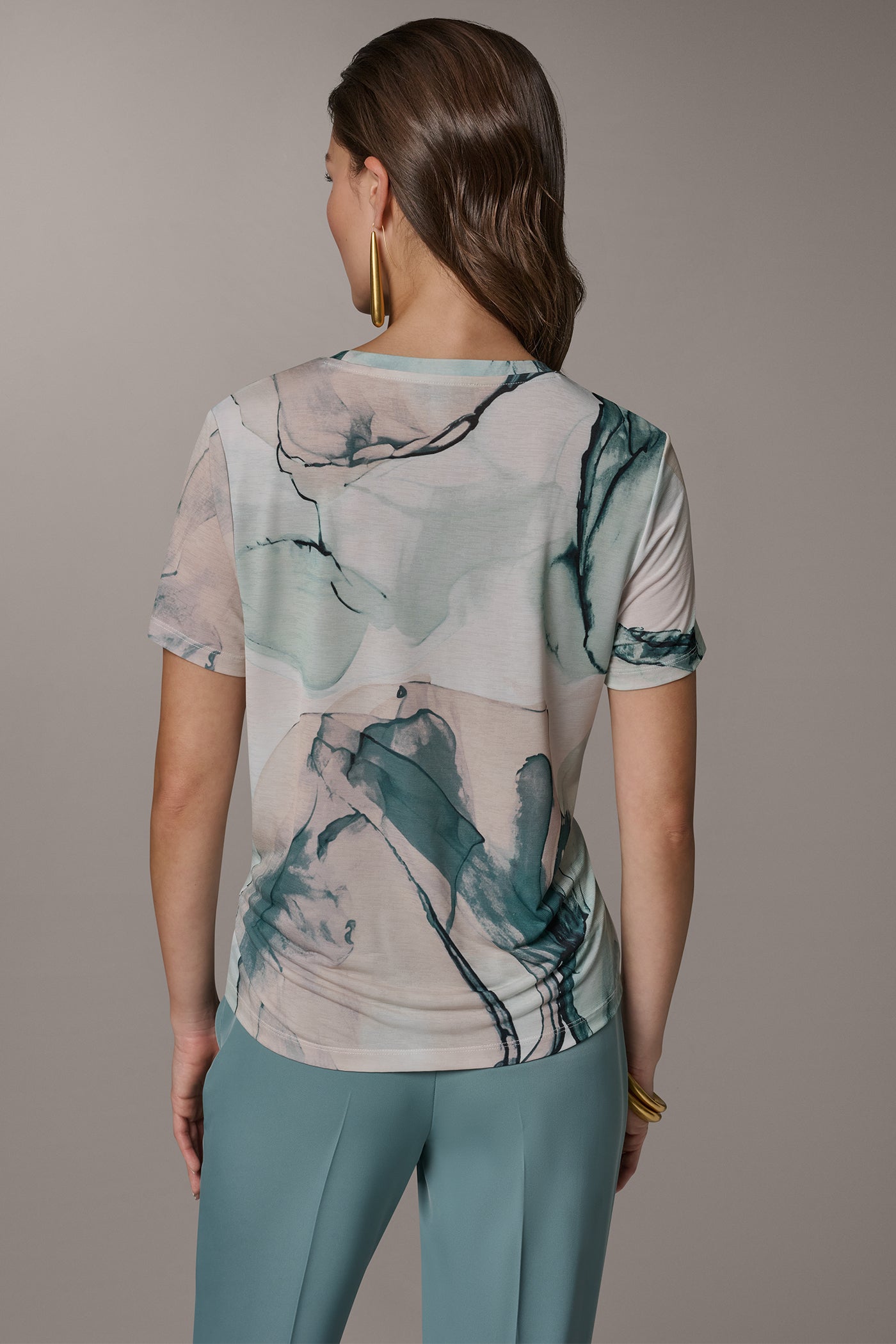 STRIPED GOLD-TONE EMBELLISHED SHOULDER T-SHIRT | View 2 | New clothing