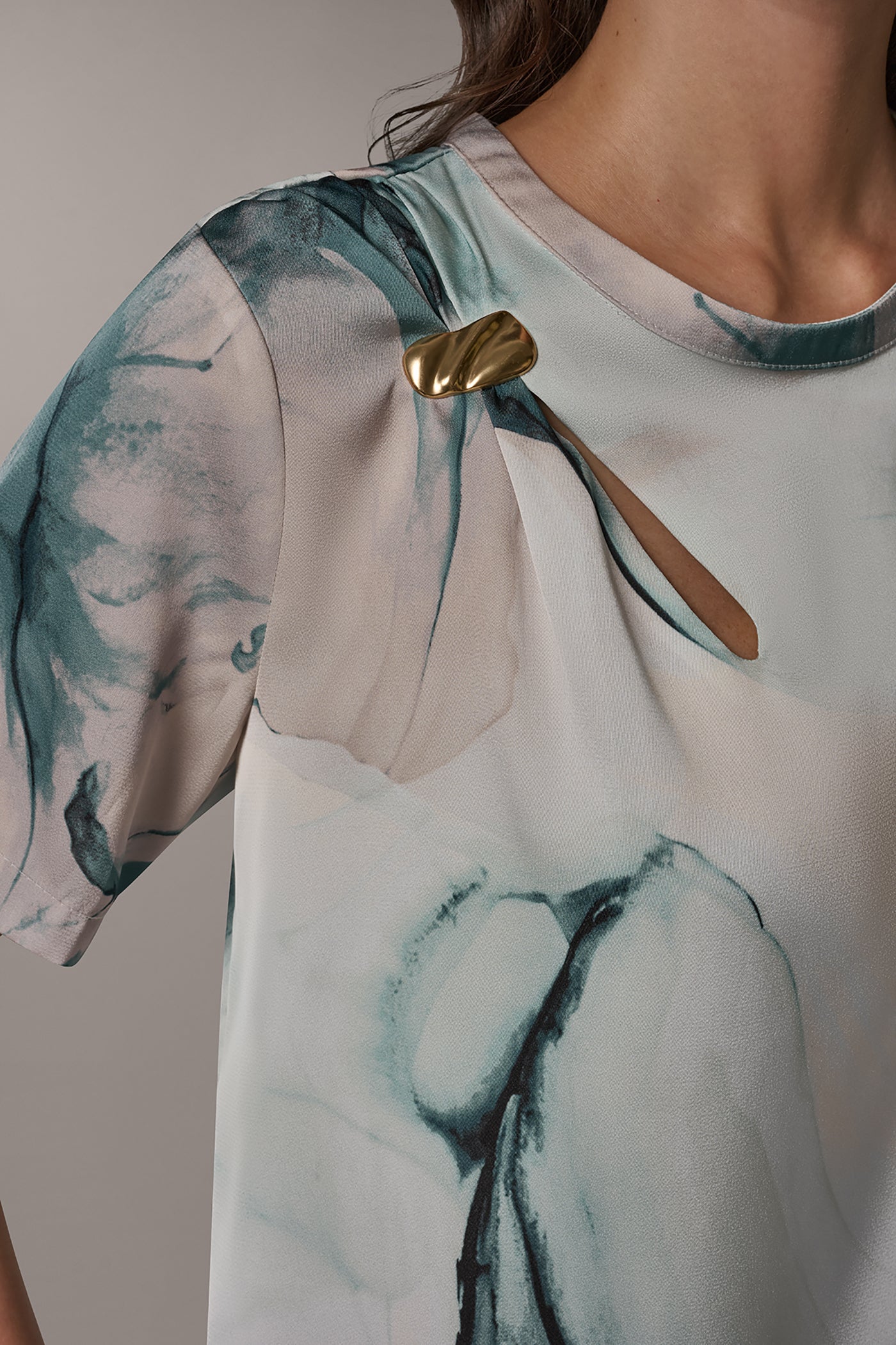 MARBLE GOLD-TONE EMBELLISHED SHOULDER TOP VIEW 5 | New clothing