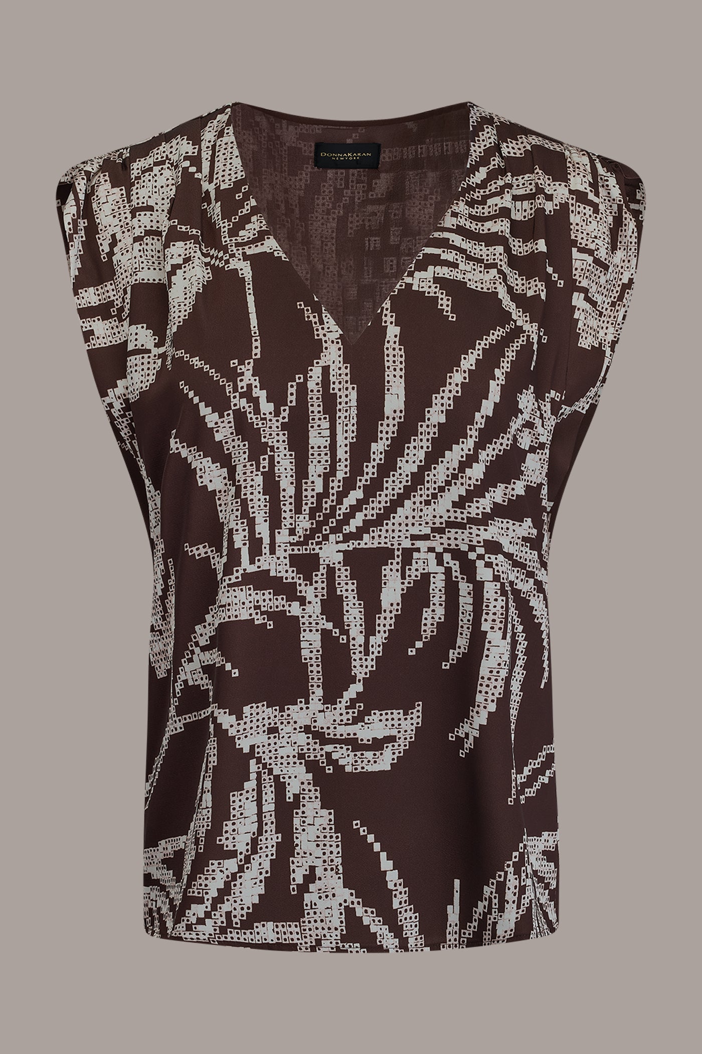 SLEEVELESS EXTENDED SHOULDER TOP VIEW 8