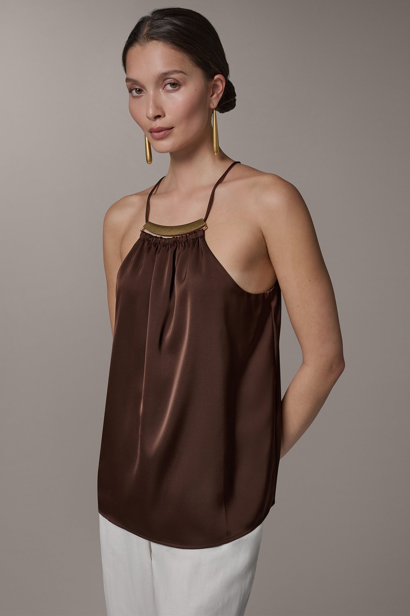 SLEEVELESS HALTER TOP VIEW 3 | Tops