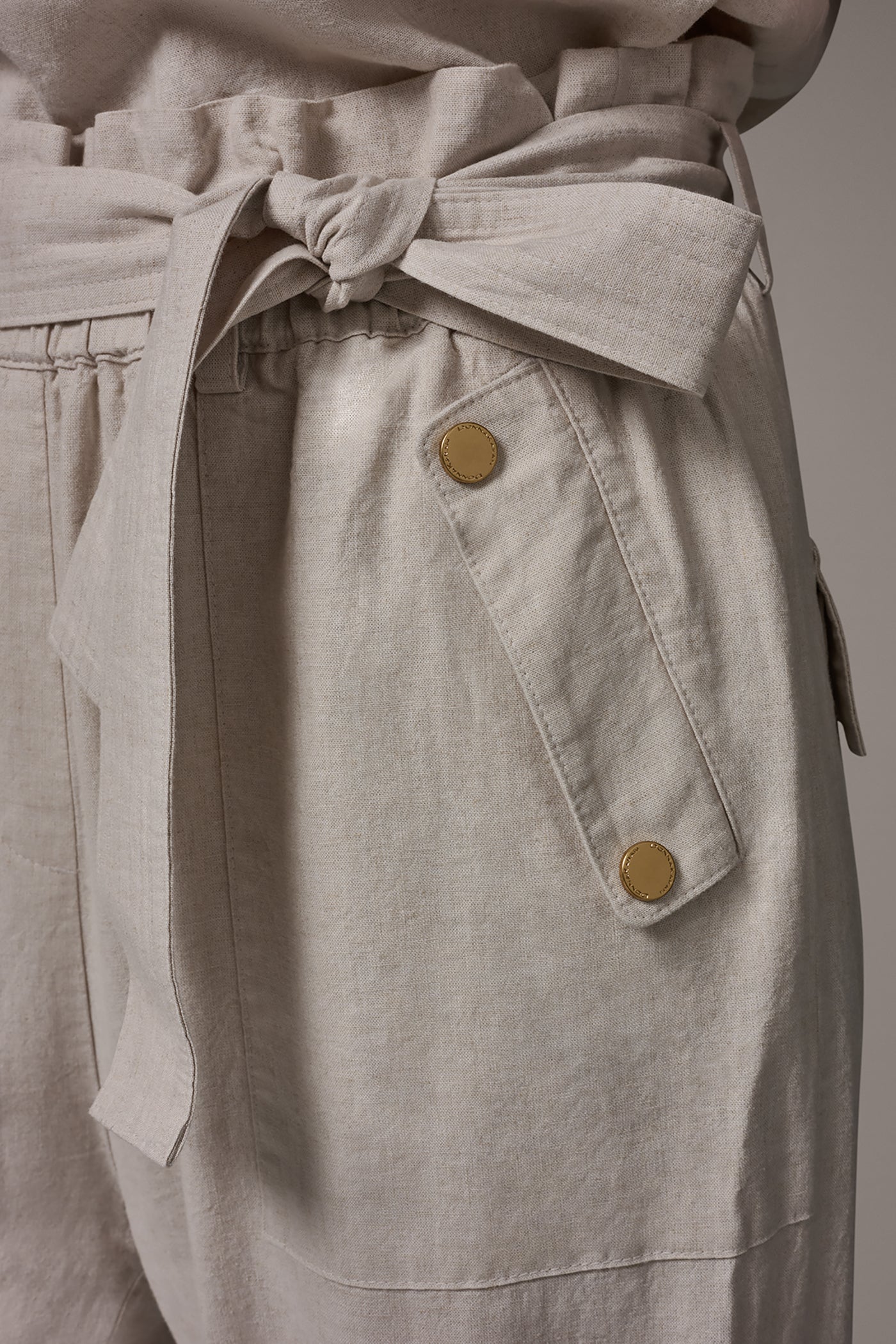 RELAXED PAPERBAG ANKLE PANT (alternate view)