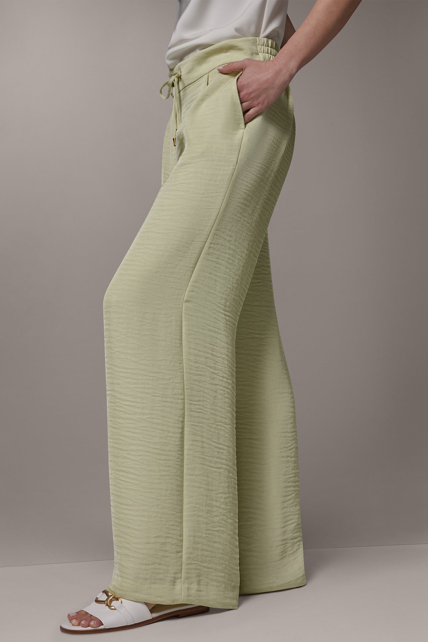 PLEATED WIDE LEG PANT VIEW 3 | Clothing