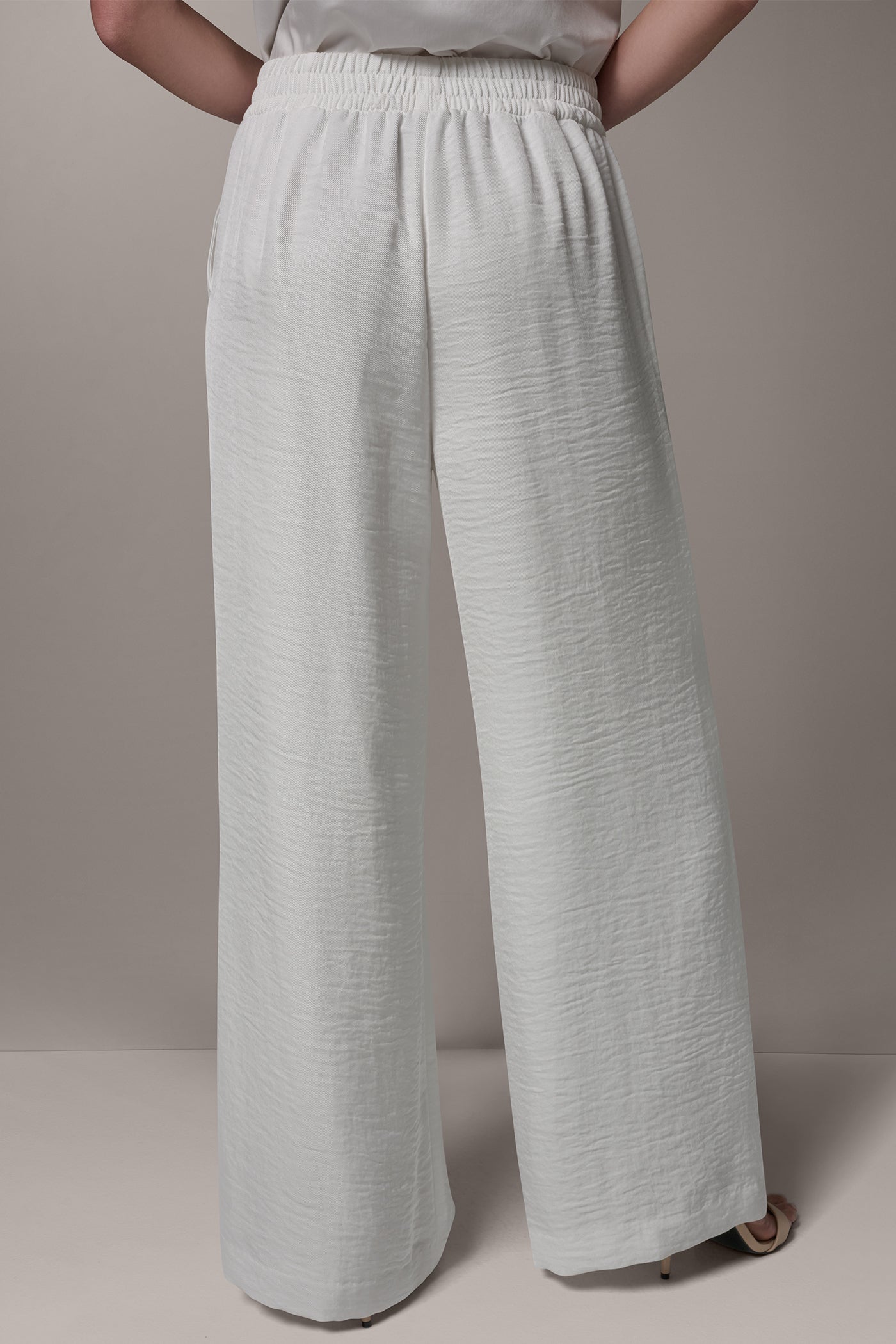 PLEATED WIDE LEG PANT | View 2 | Clothing