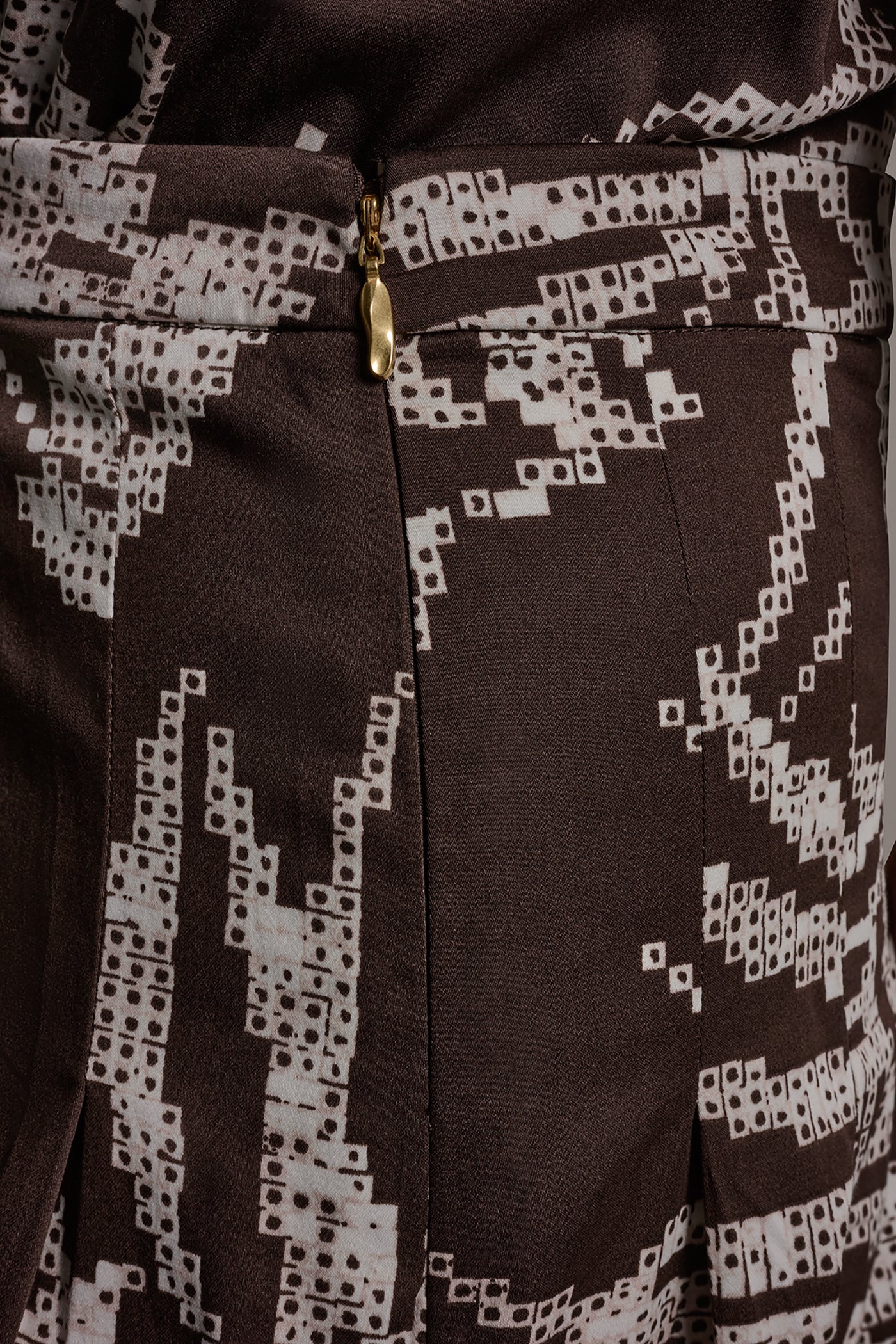 PLEATED MIDI SKIRT VIEW 5 | Skirts