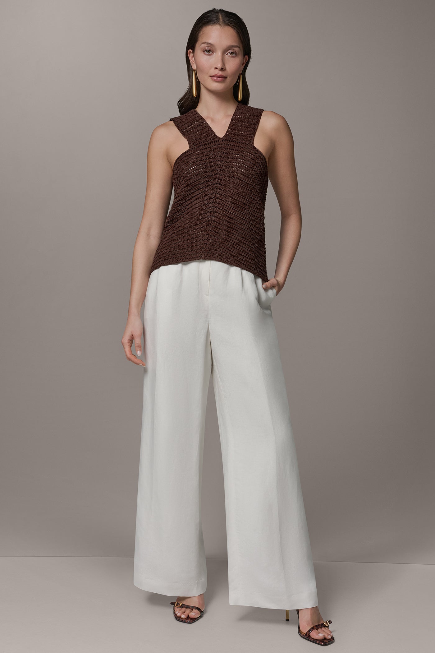 SLEEVELESS V-NECK SWEATER TOP VIEW 6 | Clothing