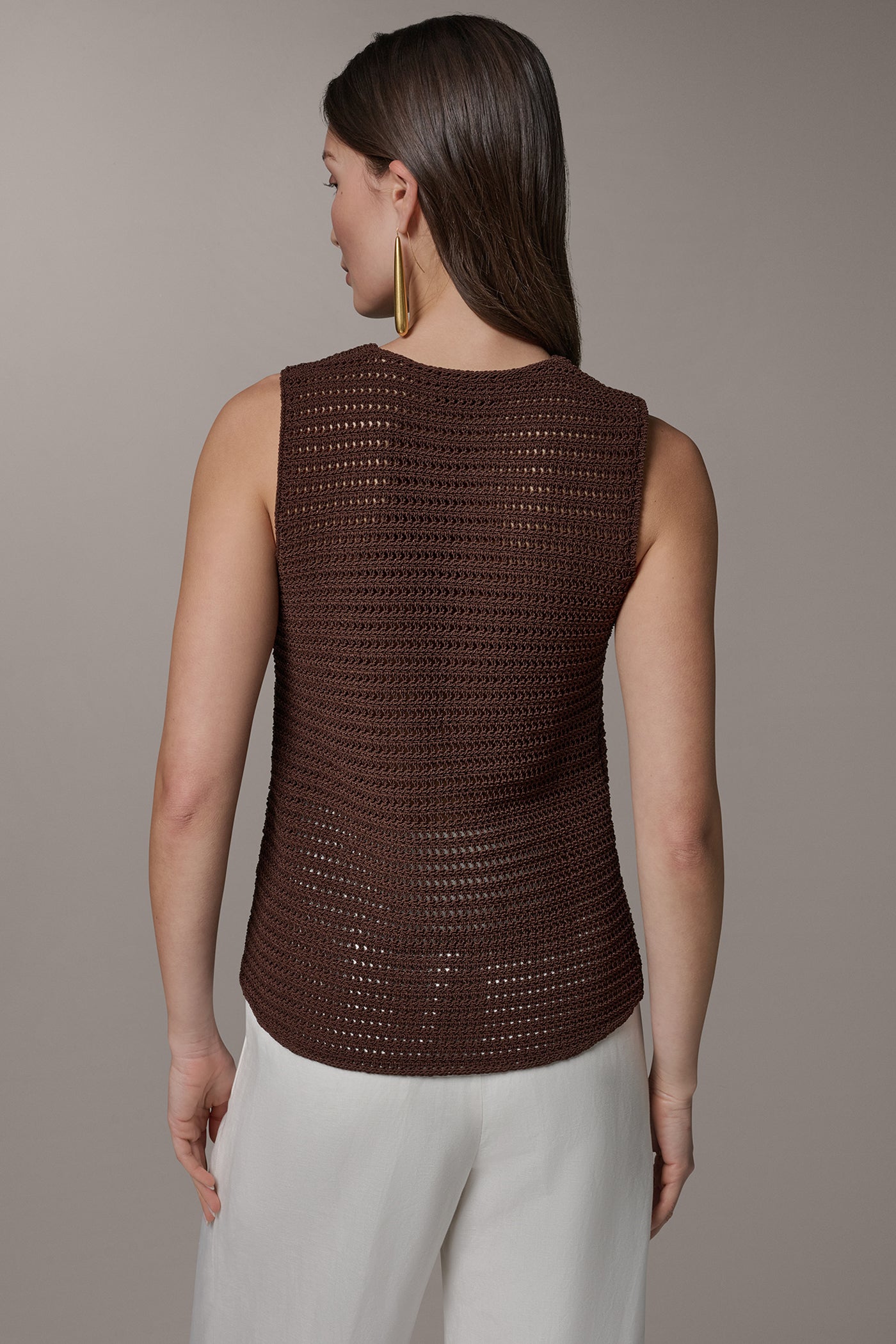 SLEEVELESS V-NECK SWEATER TOP | View 2 | Clothing