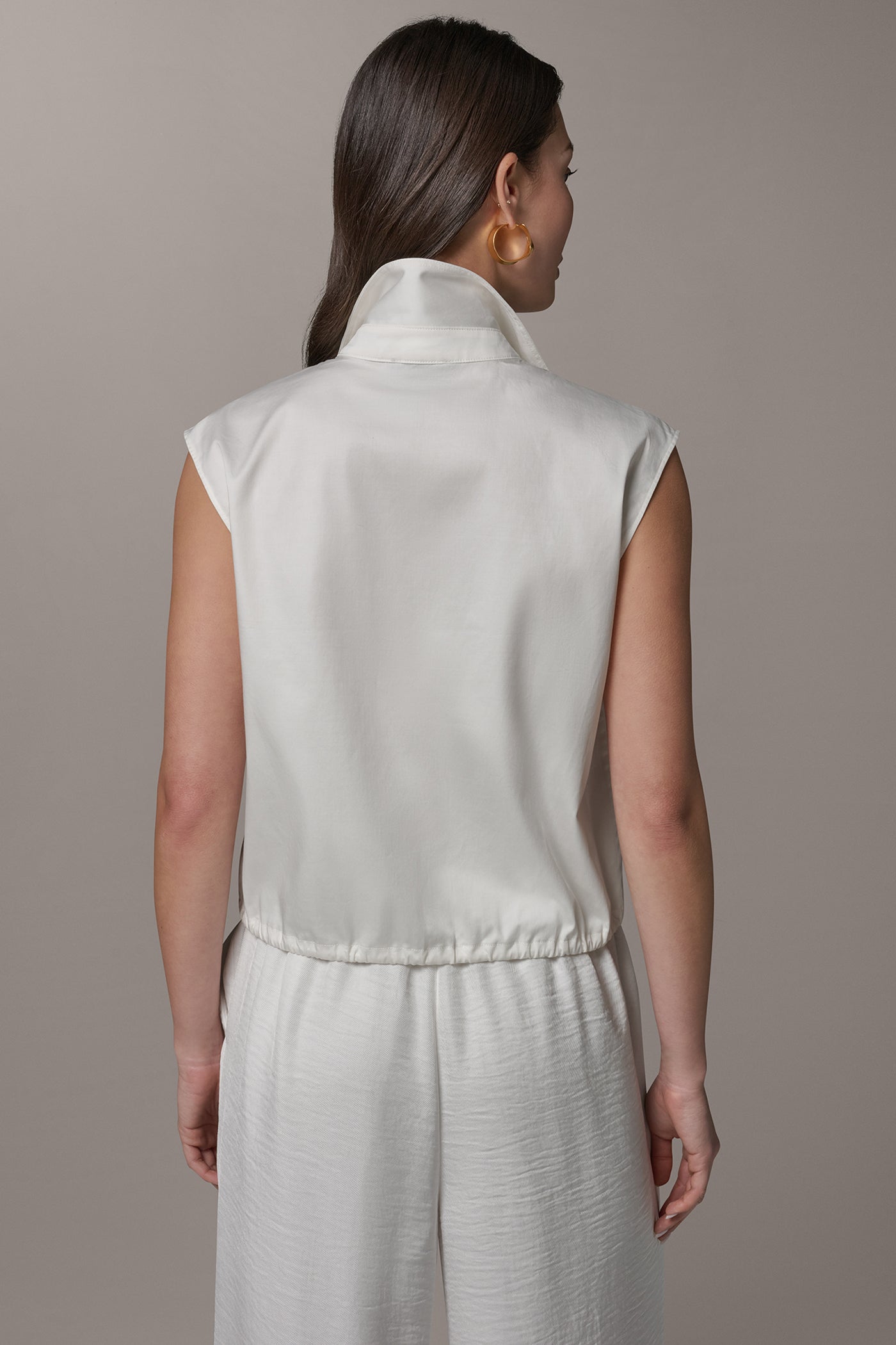 SLEEVELESS COLLARED BLOUSE | View 2 | Clothing
