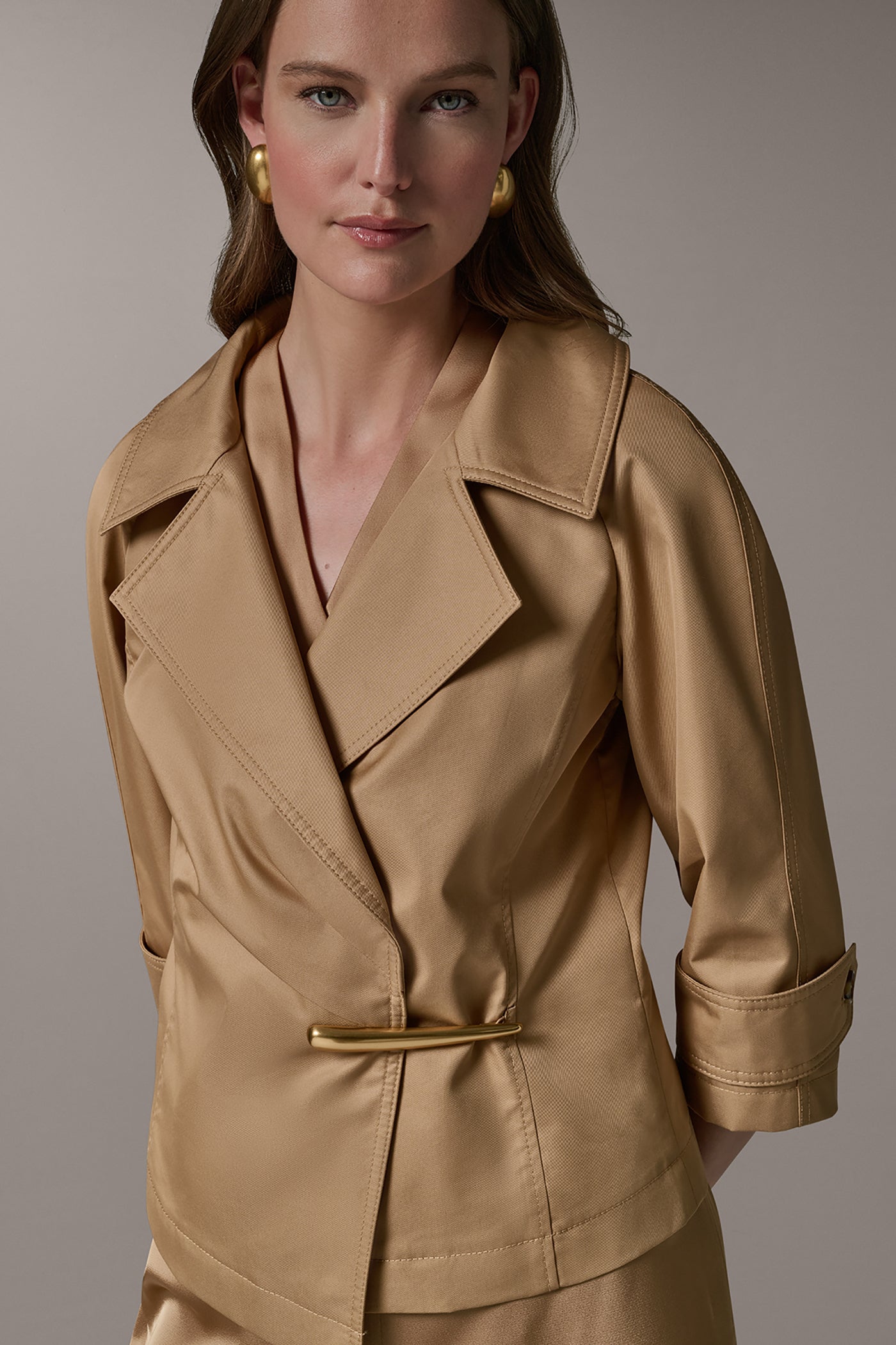 3/4 SLEEVE WRAP JACKET (alternate view)