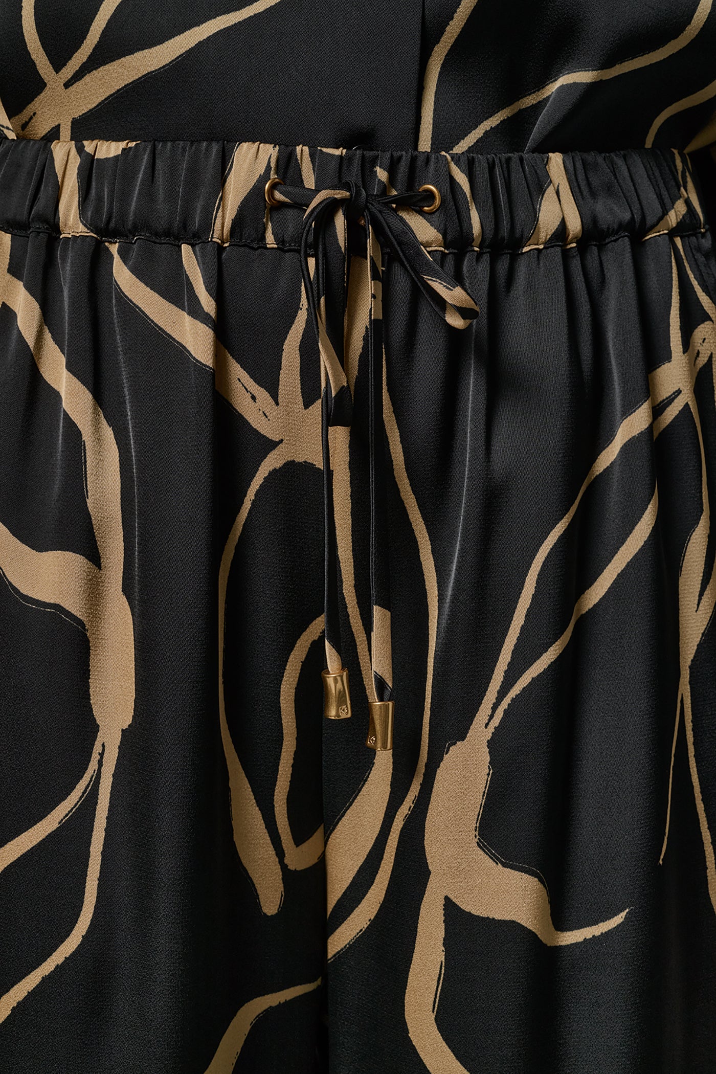 EXTRA HIGH-RISE WIDE-LEG PULL-ON PANT VIEW 5 | New Arrivals