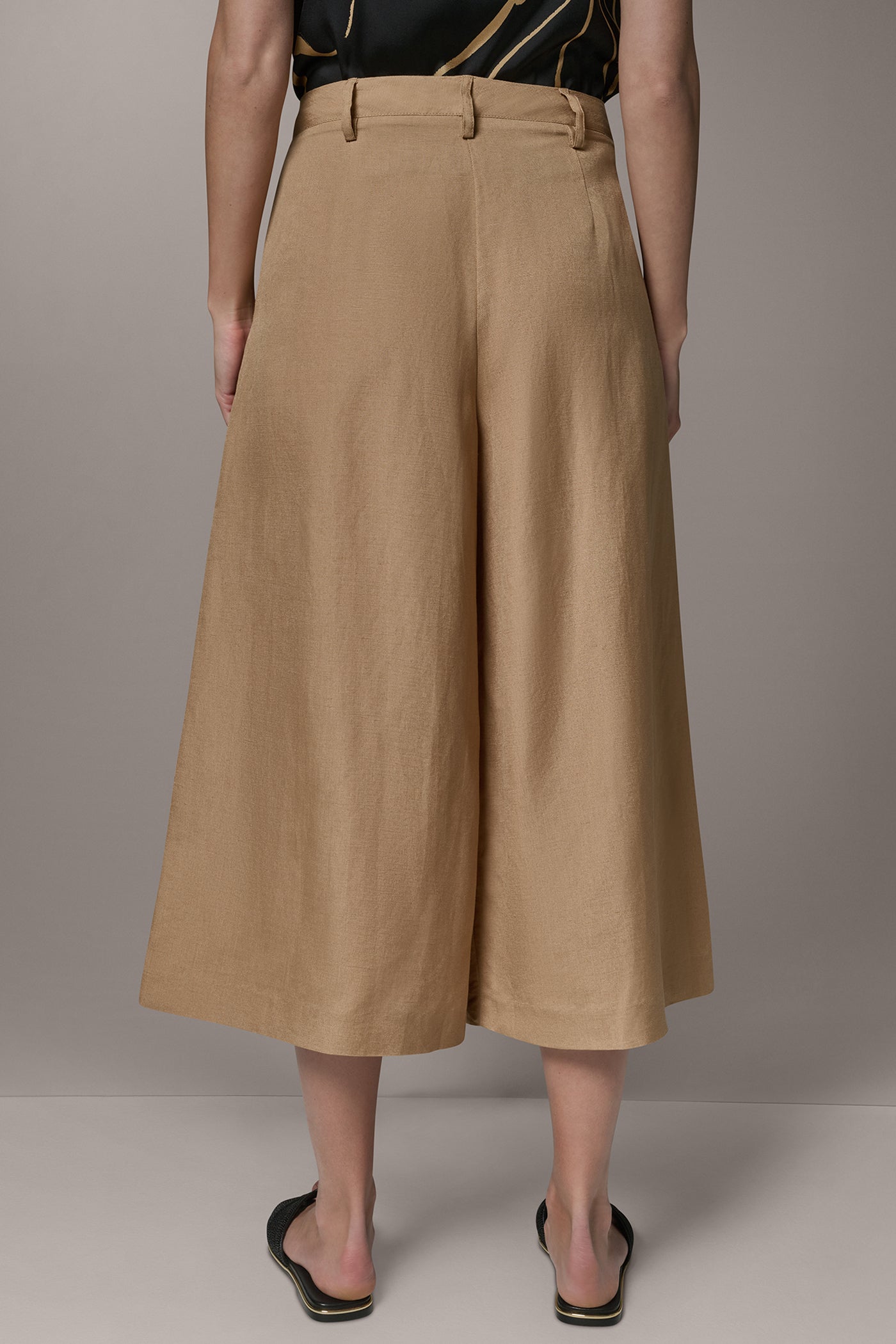 EXTRA HIGH-RISE WIDE-LEG CULOTTE VIEW 3 | New Arrivals