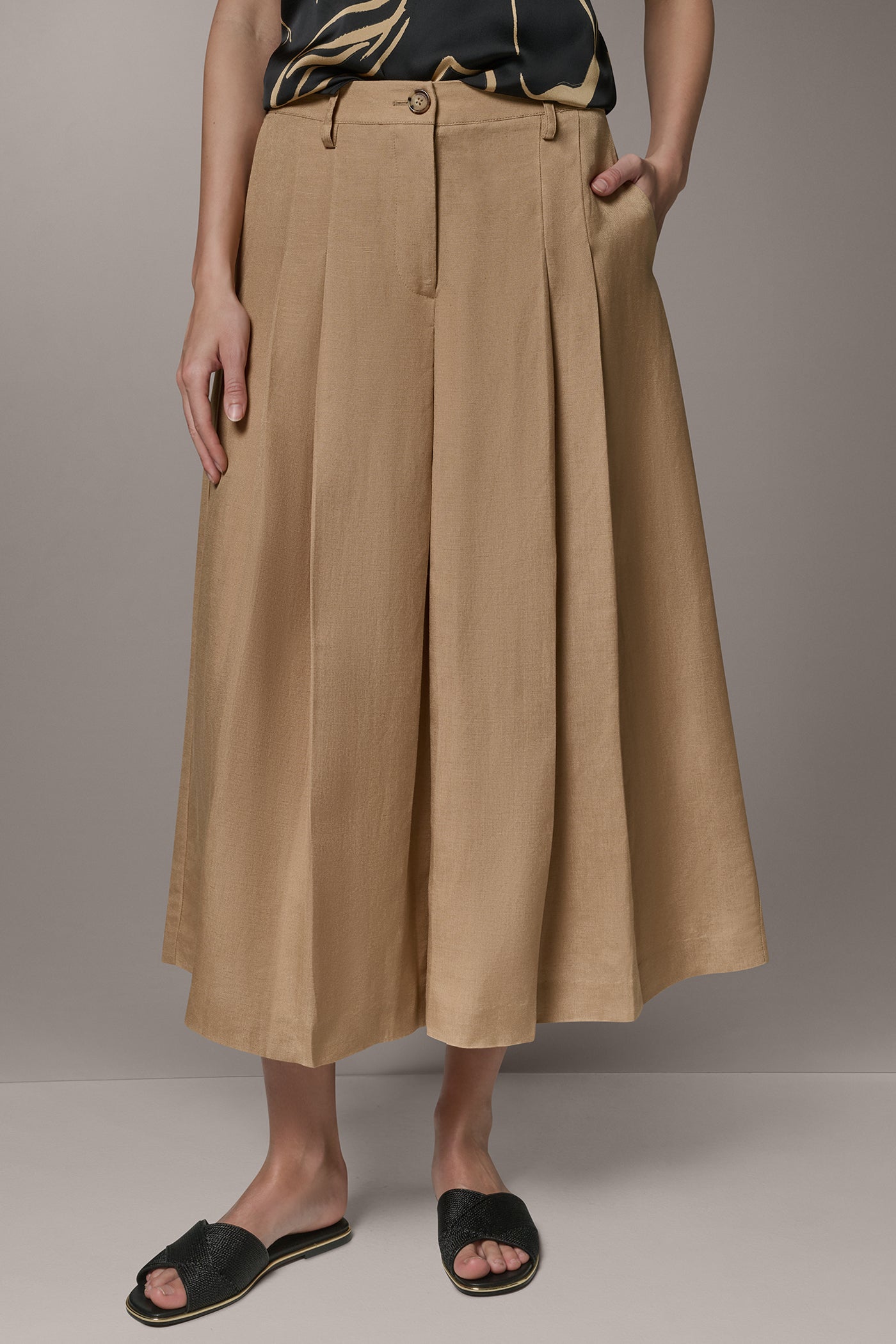 EXTRA HIGH-RISE WIDE-LEG CULOTTE
