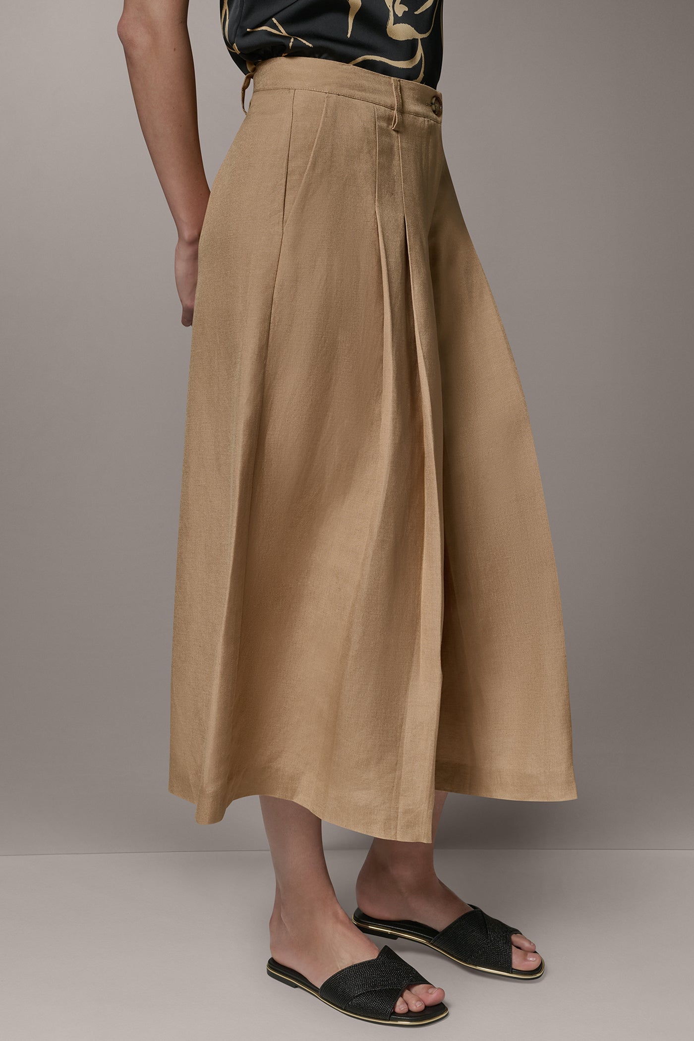 EXTRA HIGH-RISE WIDE-LEG CULOTTE (alternate view)