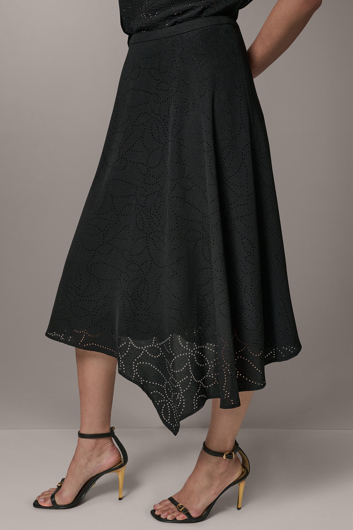 LASER CUT ASYMMETRIC MIDI SKIRT VIEW 4 | Skirts