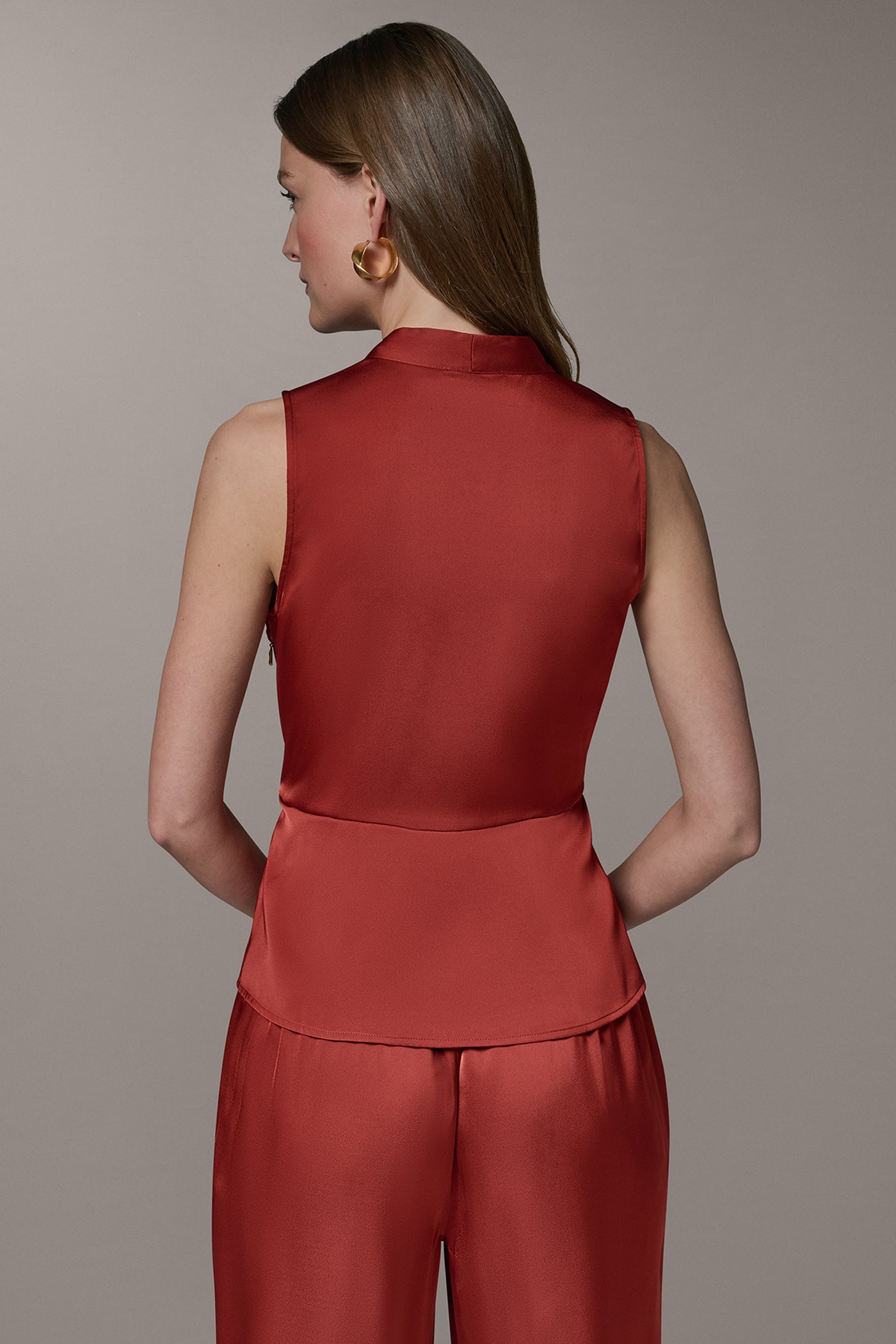 SLEEVELESS WRAP-EFFECT ASYMMETRIC PEPLUM BLOUSE VIEW 3