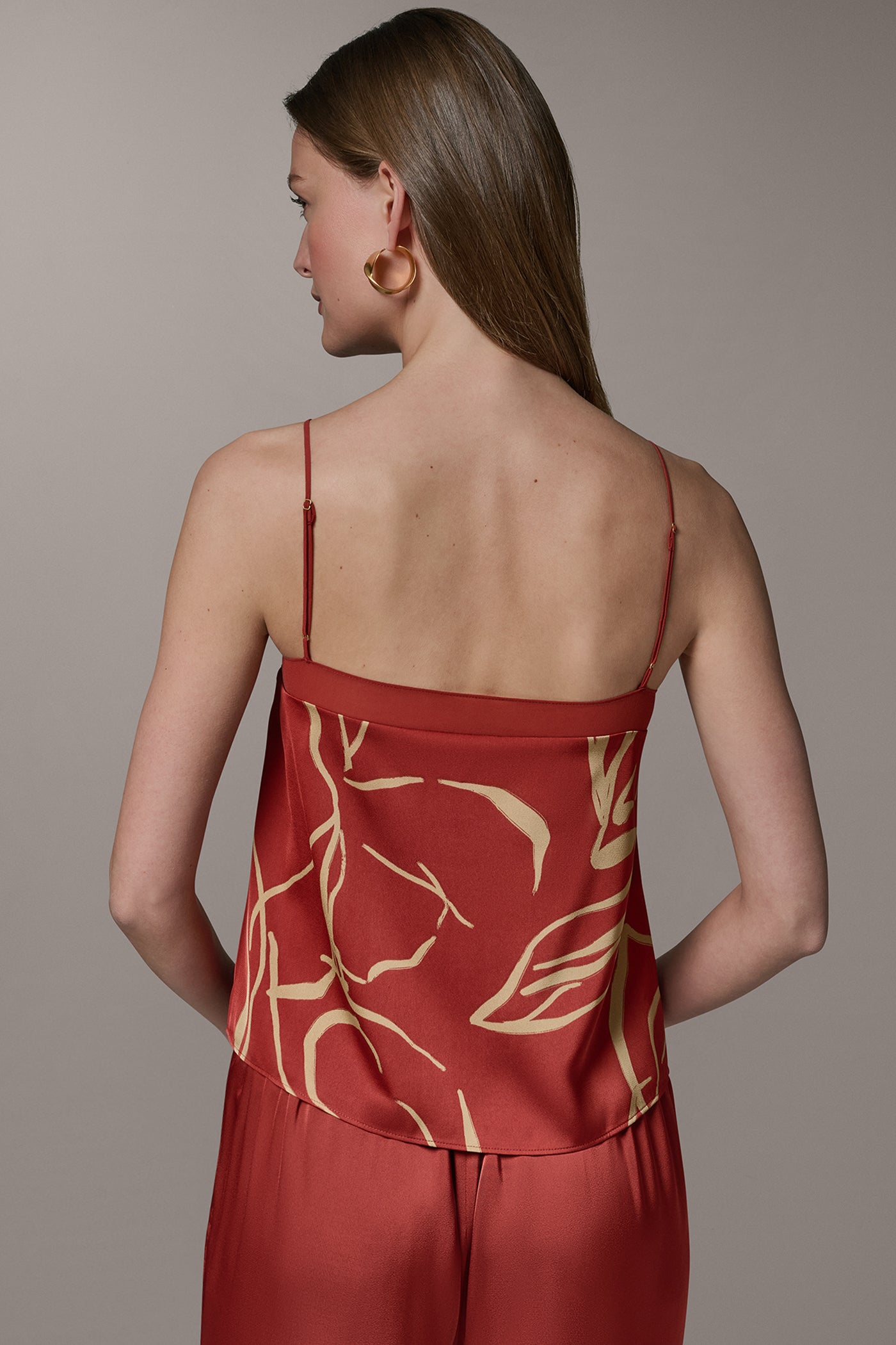 SLEEVELESS V-NECK PRINT CAMI VIEW 3 | New Arrivals