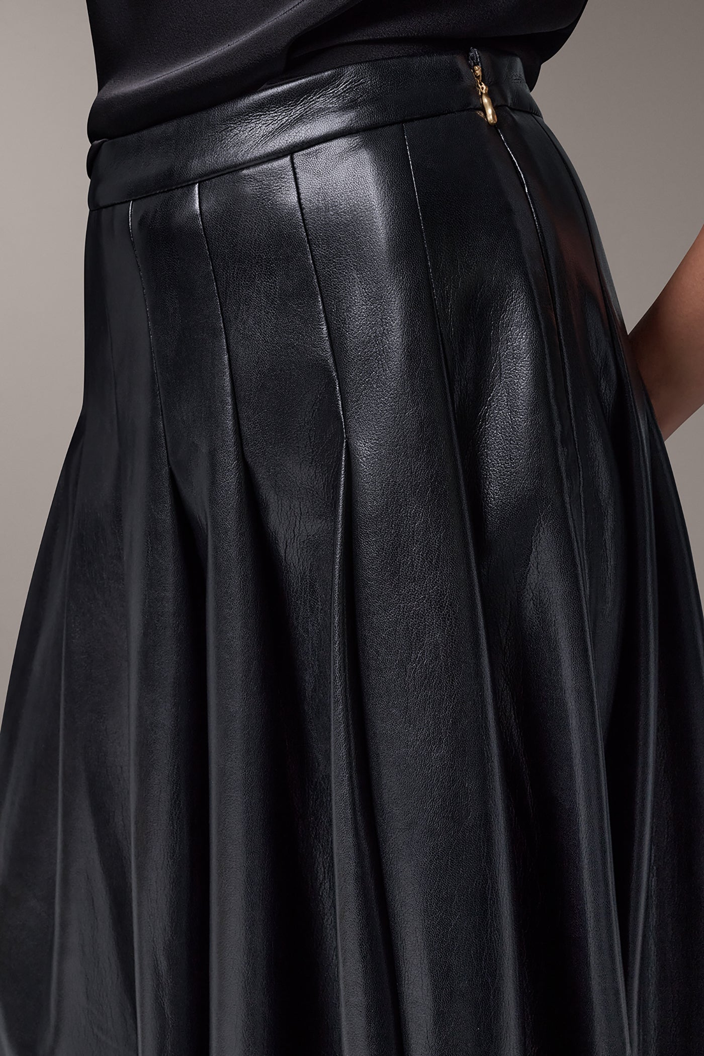 PLEATED MIDI SKIRT VIEW 5