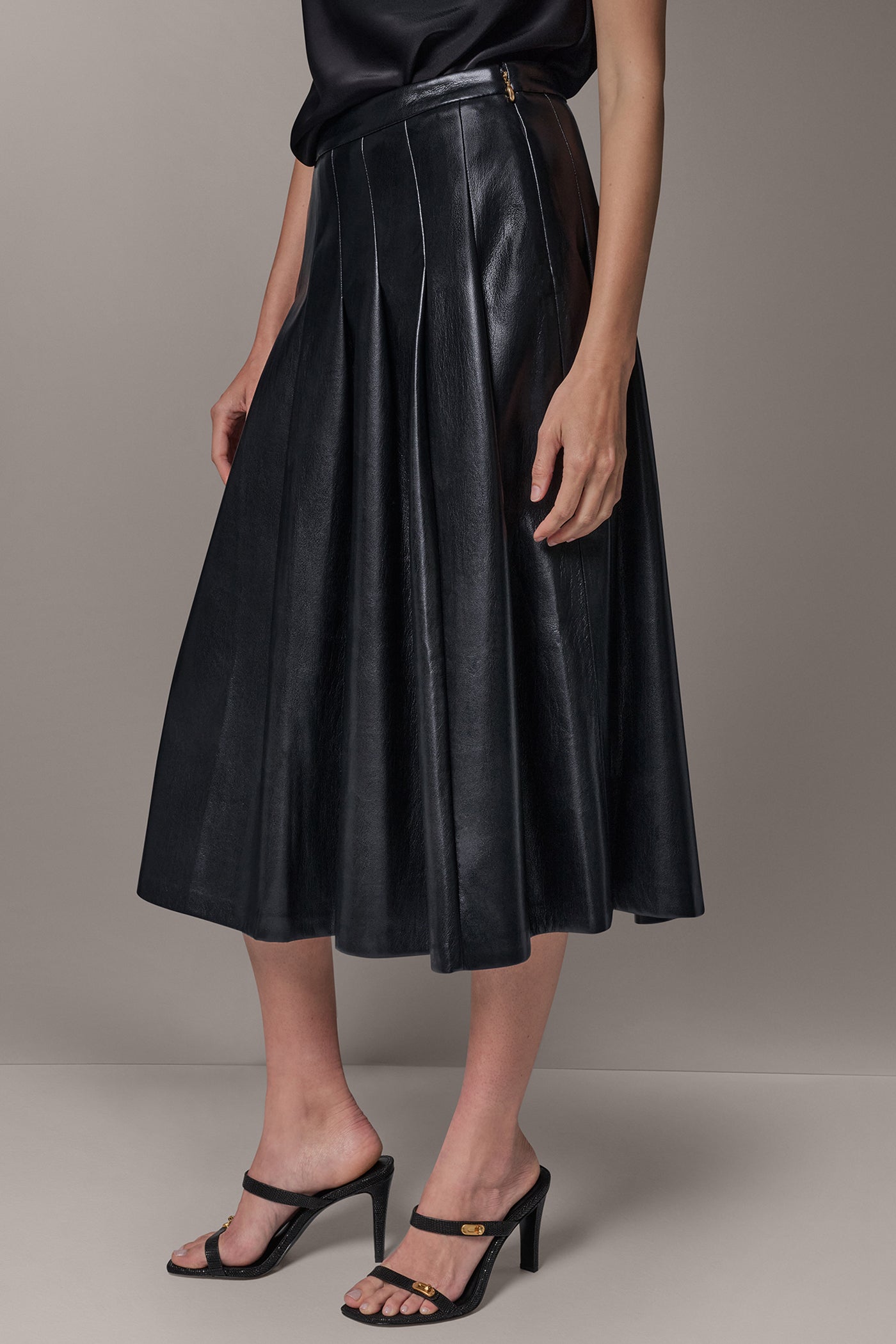 PLEATED MIDI SKIRT VIEW 3