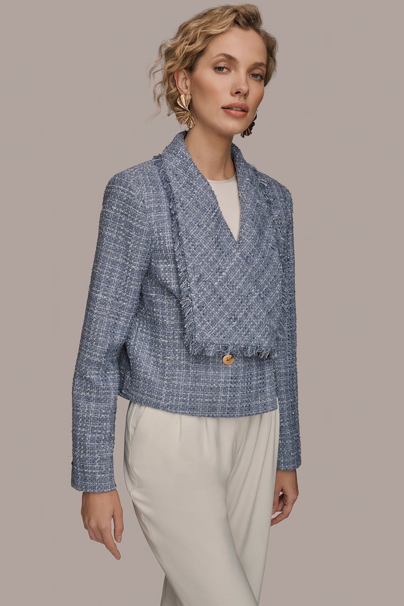 CROPPED DOUBLE-BREASTED FRINGED TWEED JACKET VIEW 3 | Luxe Layers