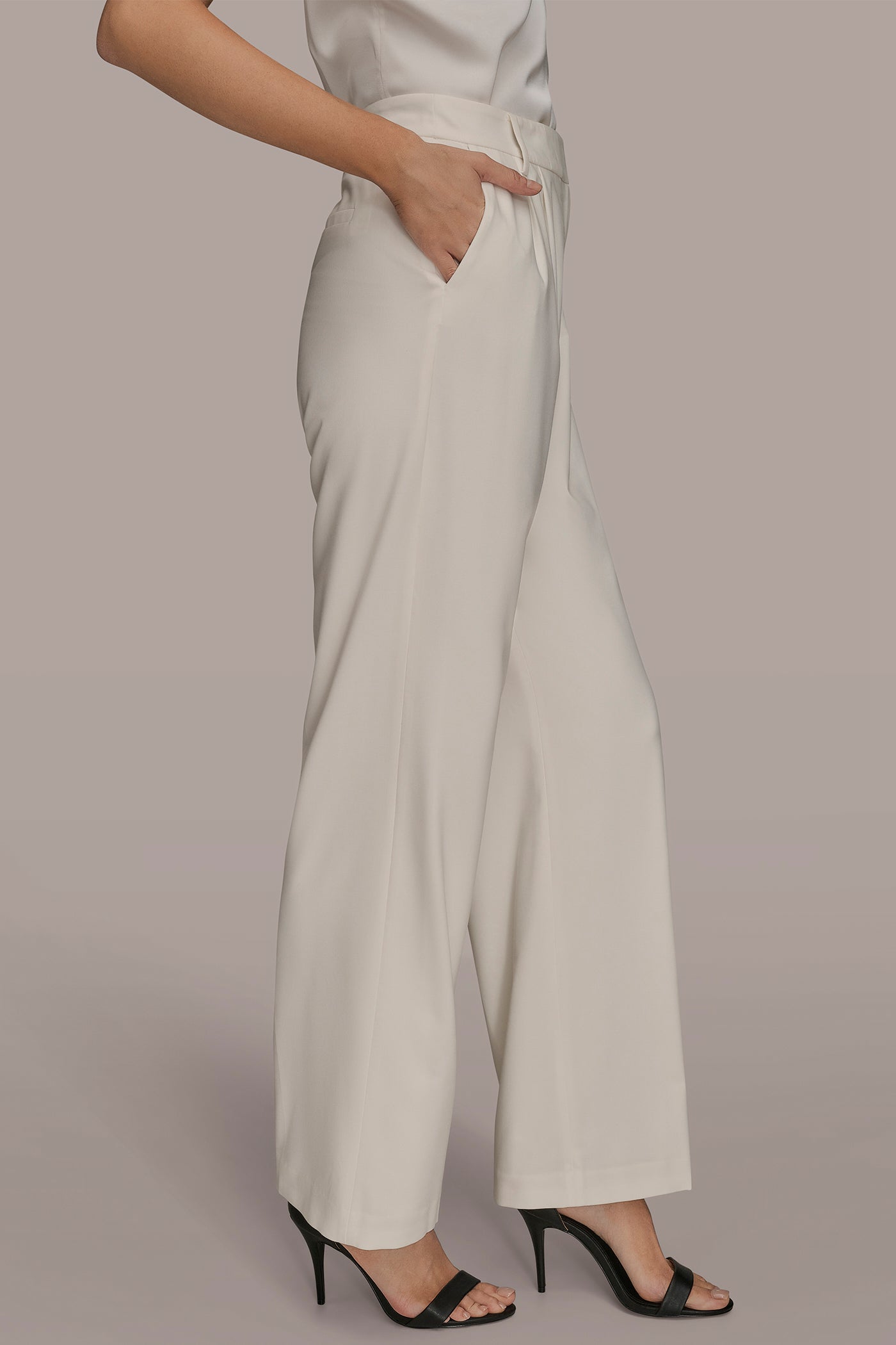 EXTRA HIGH-RISE PLEATED WIDE-LEG PANT VIEW 3 | Suits and Separates