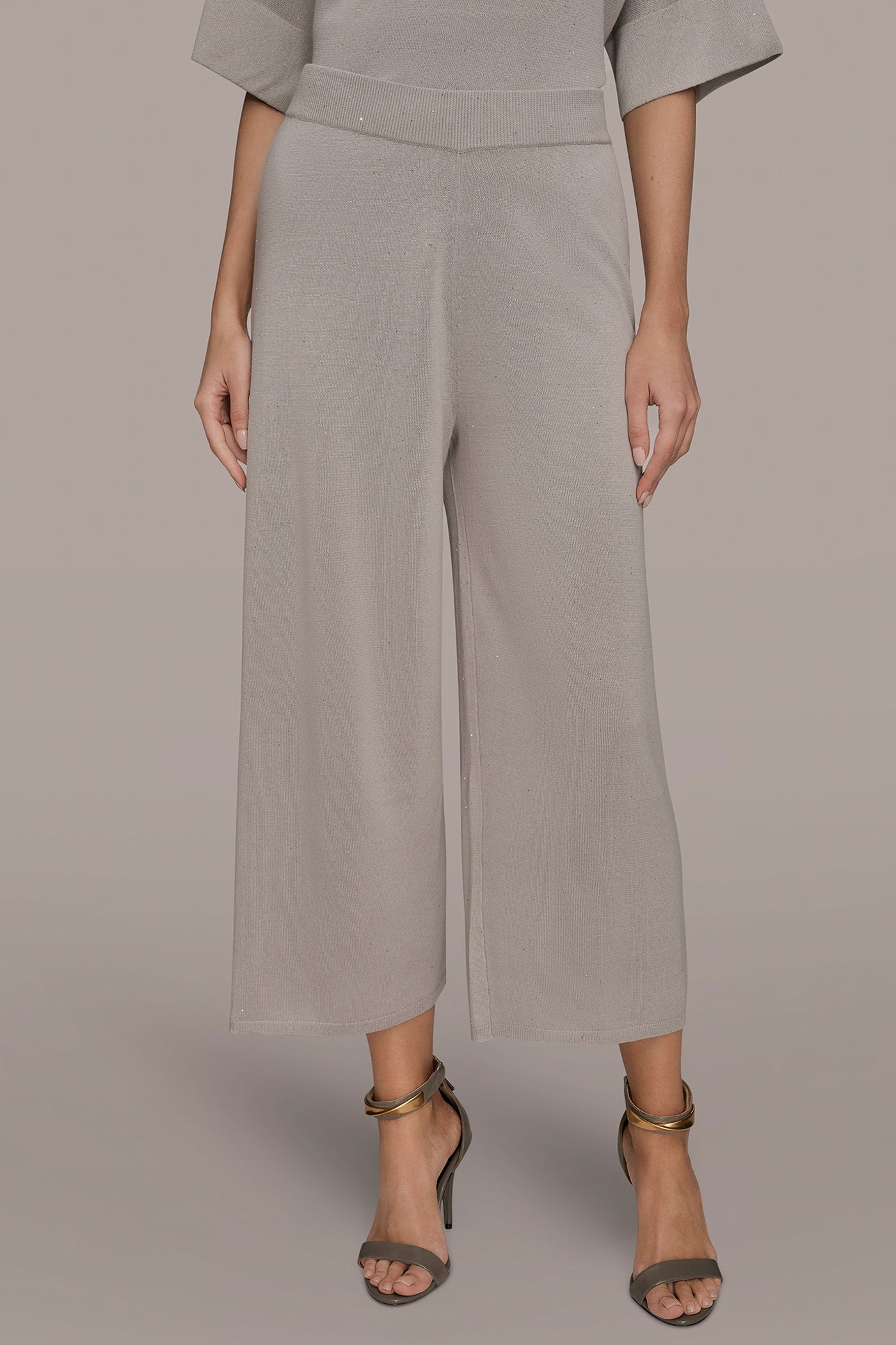 CROPPED EXTRA HIGH-RISE SWEATER PANT | View 1 | Pants