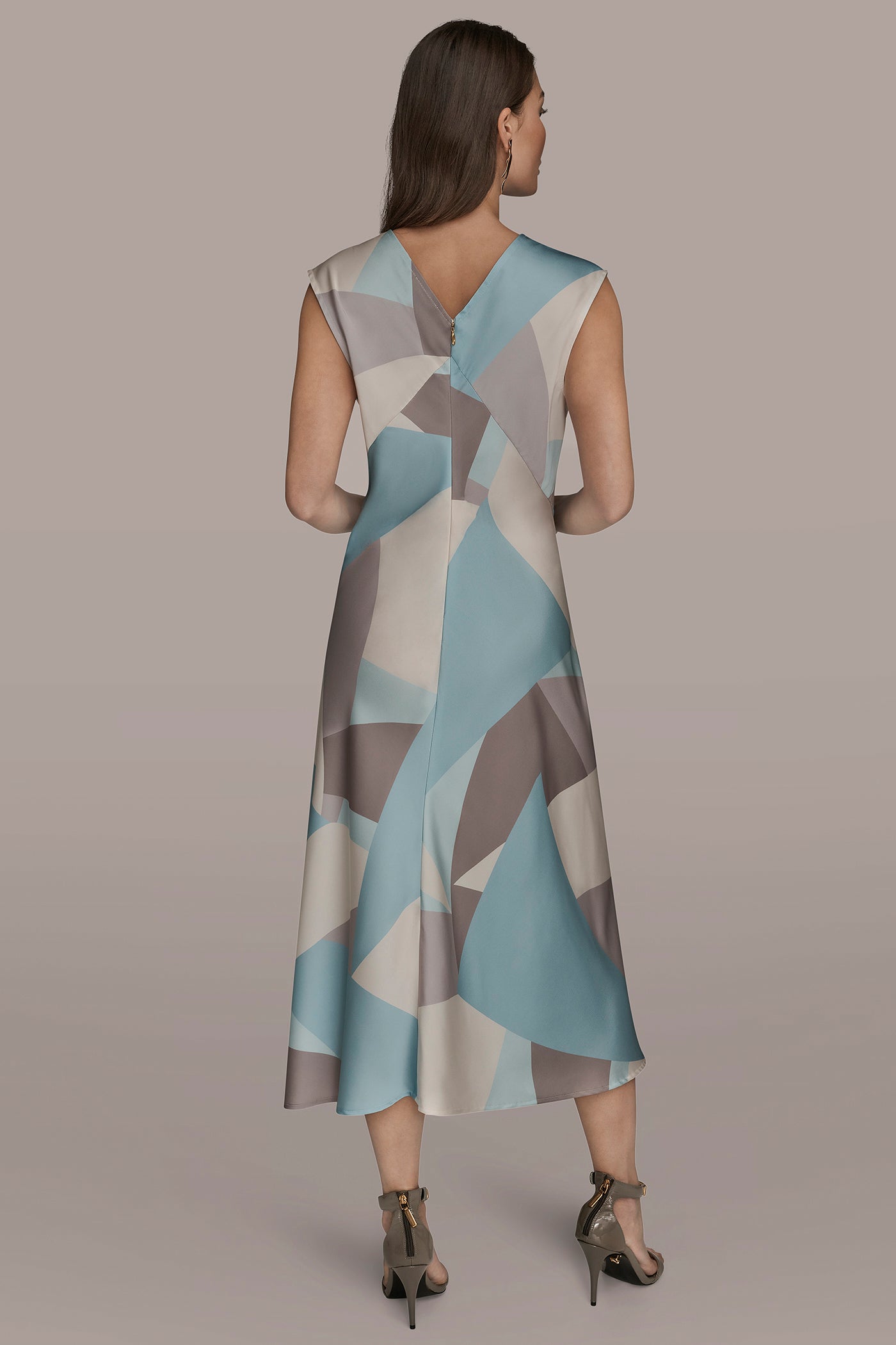 CAP-SLEEVE V-NECK PRINTED MIDI DRESS | View 2 | Clothing