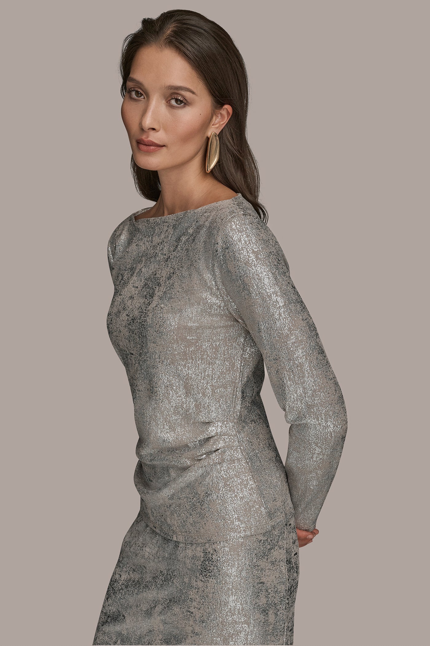 LONG SLEEVE FOIL TOP VIEW 3 | New Arrivals