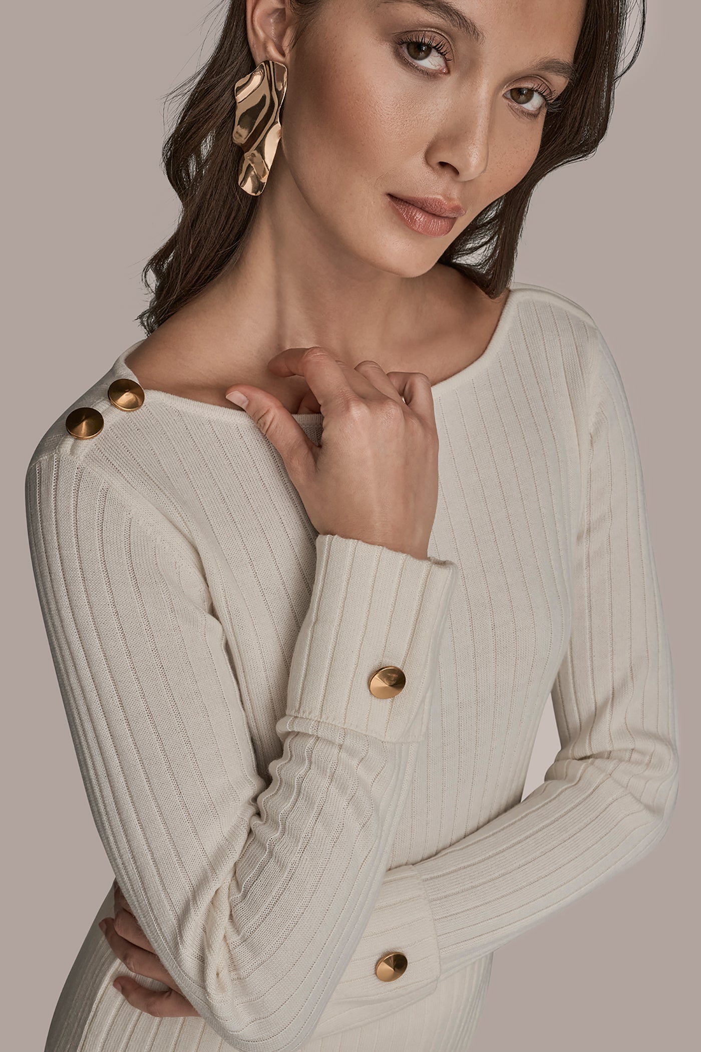 LONG SLEEVE BOAT NECK SWEATER WITH BUTTON DETAILS VIEW 4 | New clothing