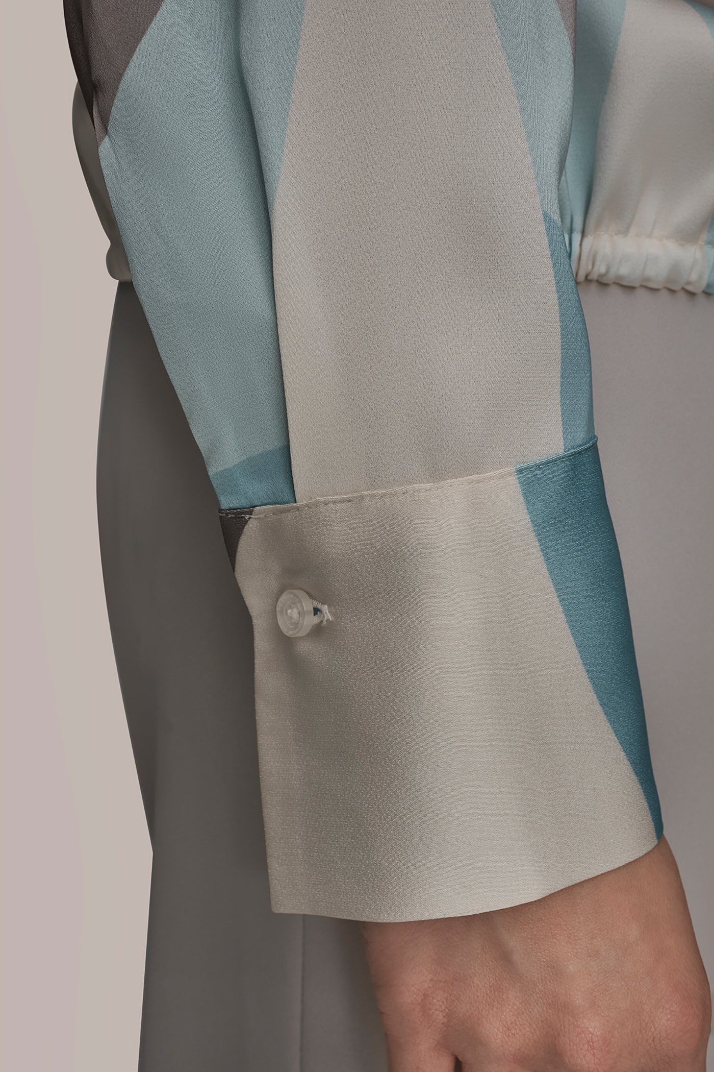 LONG-SLEEVE PRINTED DRAWSTRING BLOUSE VIEW 6 | Tops