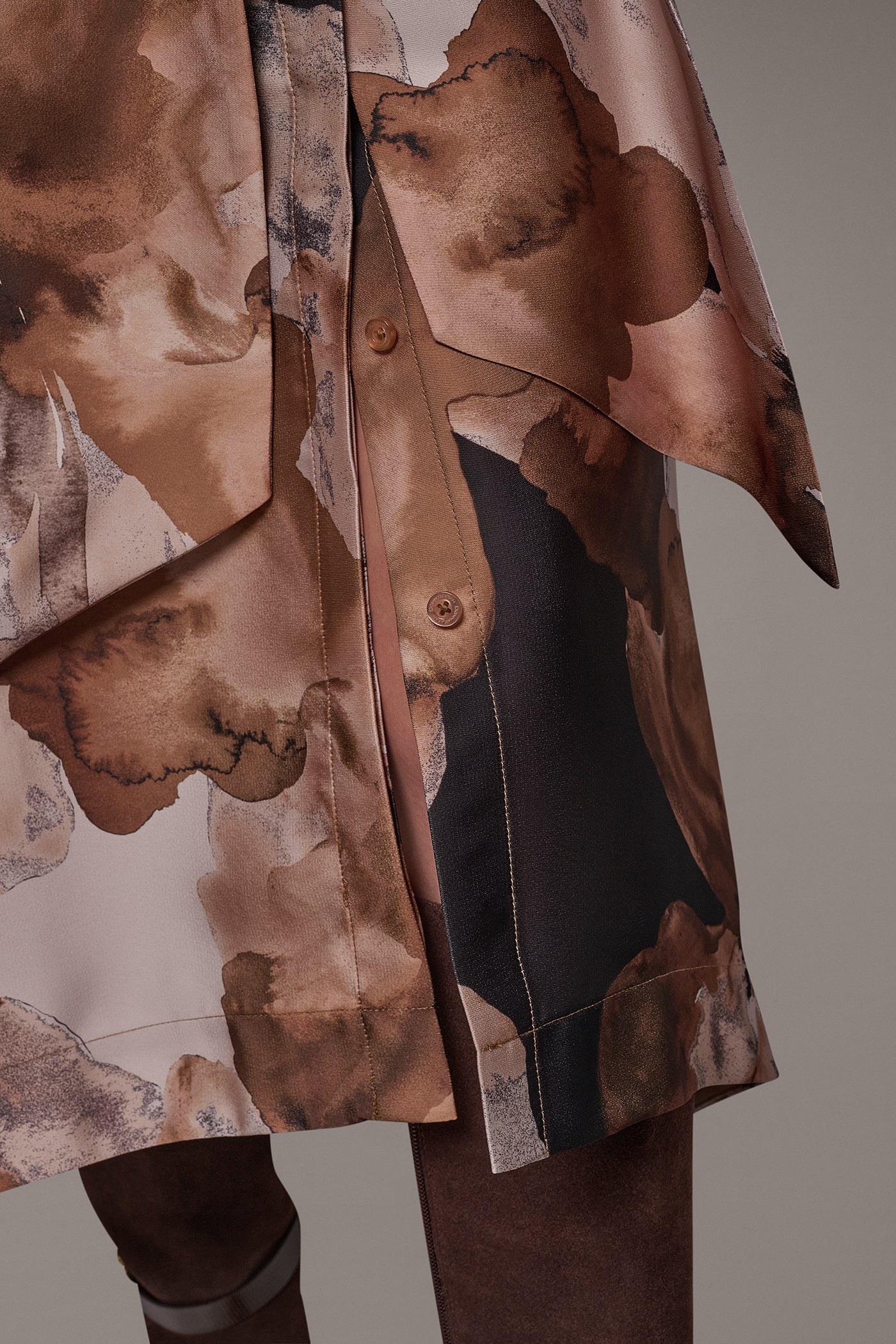 PRINTED TIE-WAIST SHIRT DRESS VIEW 6