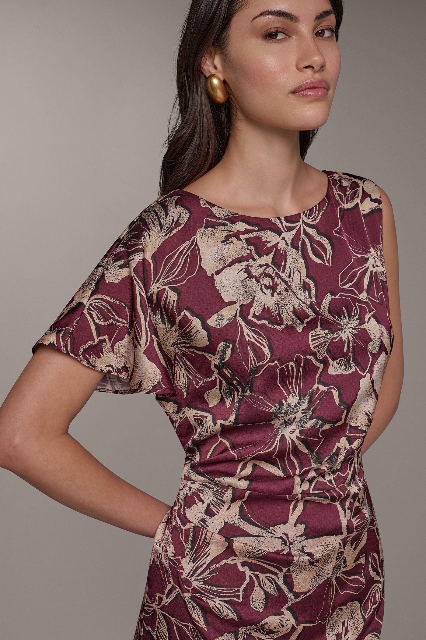ASYMMETRICAL CINCHED SIDE DRESS VIEW 2