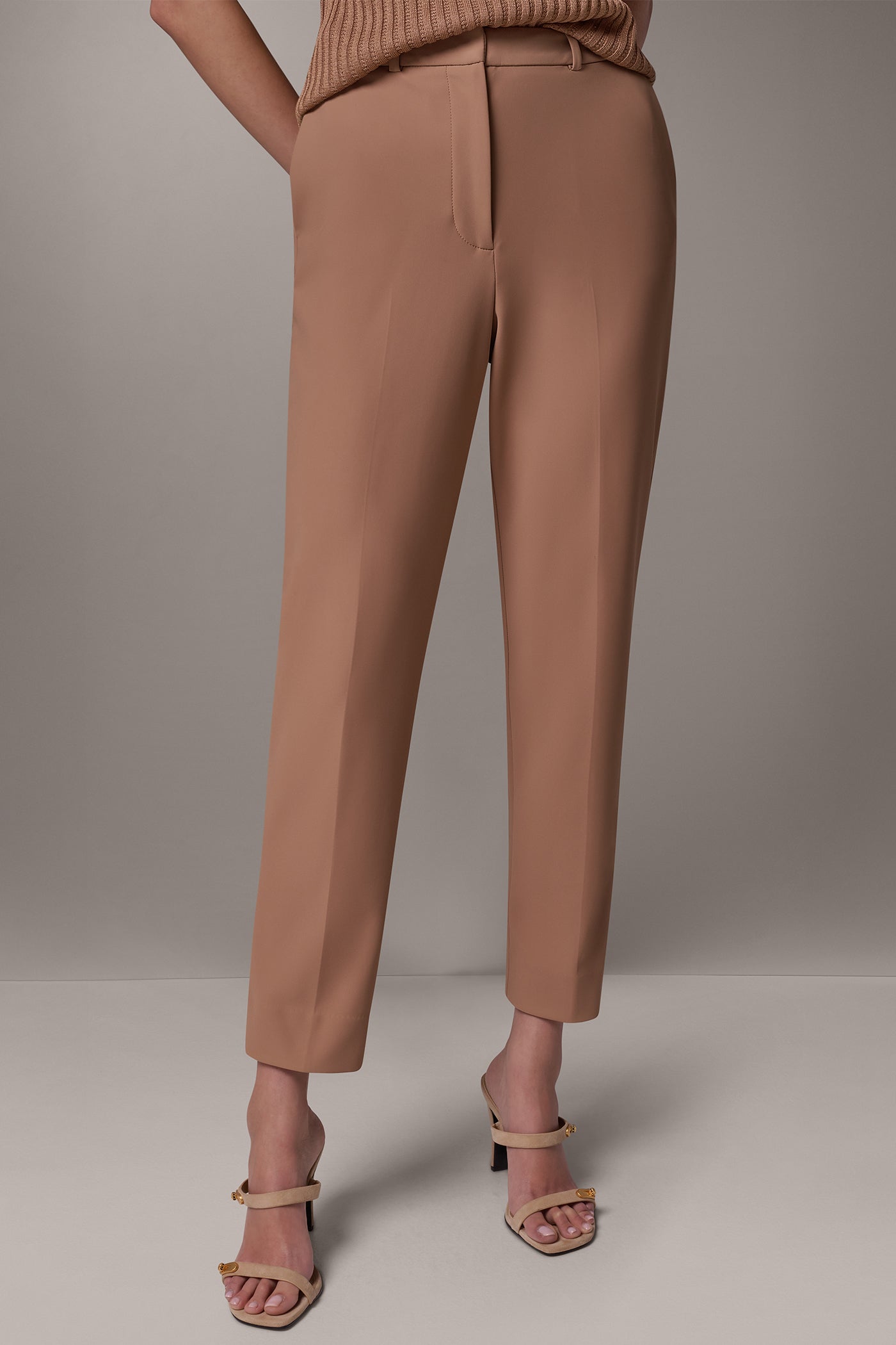 HIGH RISE STRAIGHT-LEG PANT VIEW 1