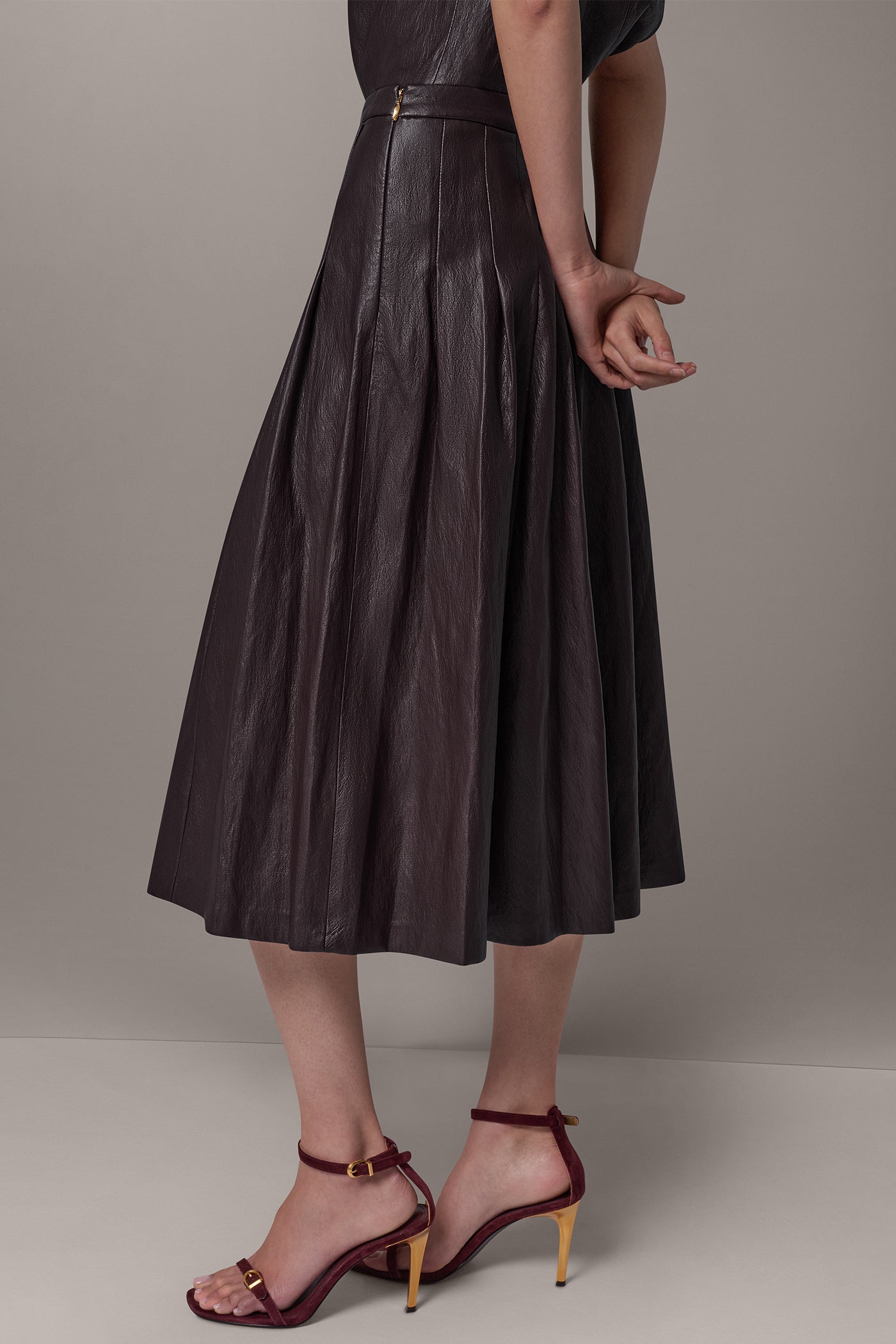PLEATED MIDI SKIRT VIEW 2