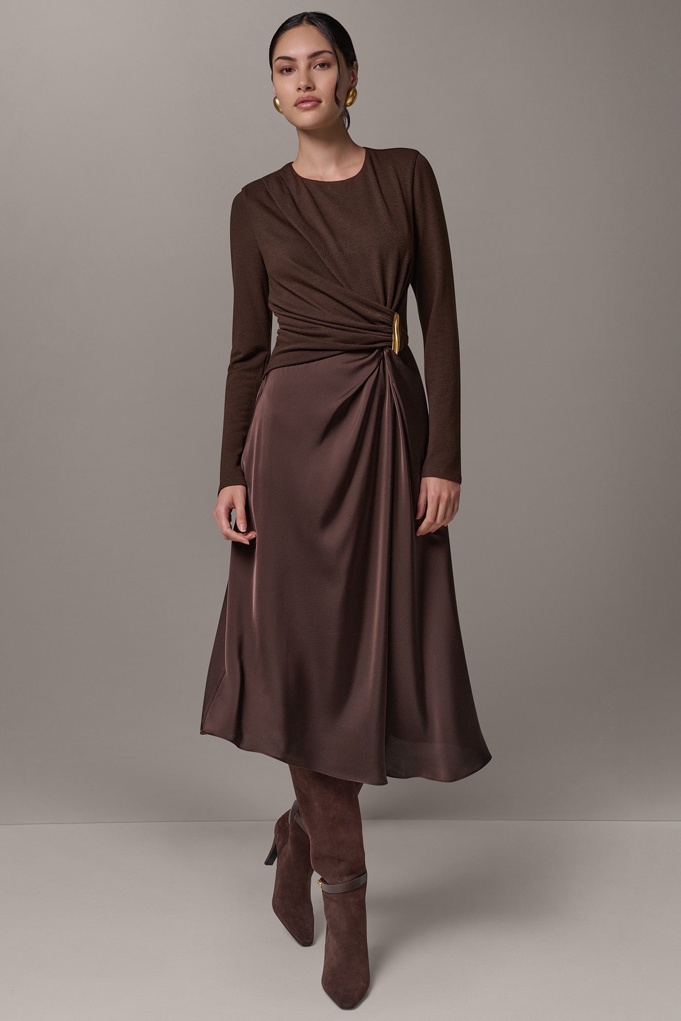 FIT-AND-FLARE MIDI DRESS VIEW 1