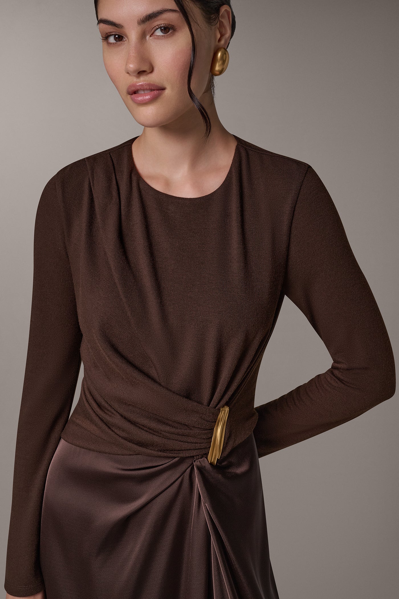 FIT-AND-FLARE MIDI DRESS VIEW 4