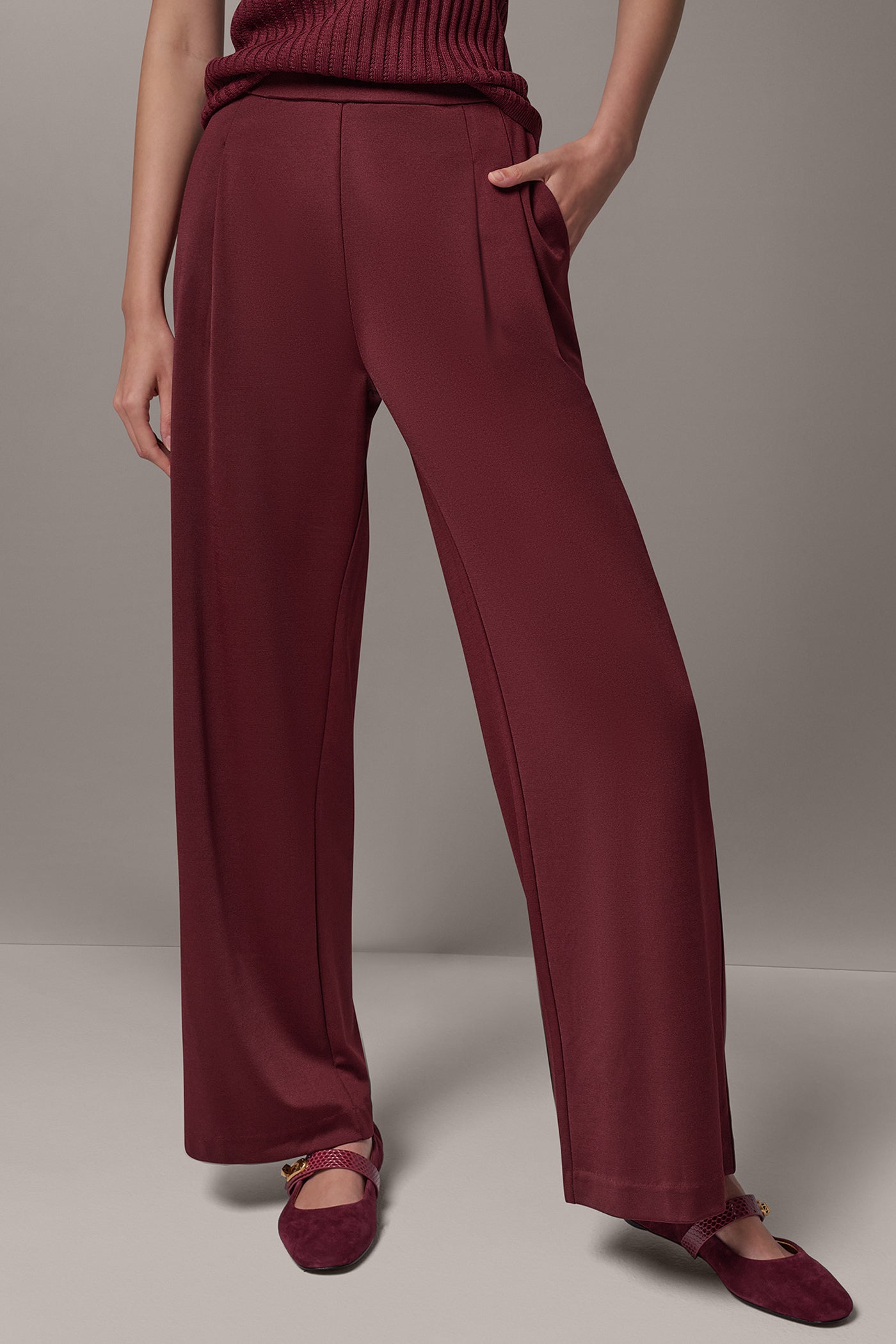 HIGH RISE STRAIGHT-LEG PANT VIEW 1