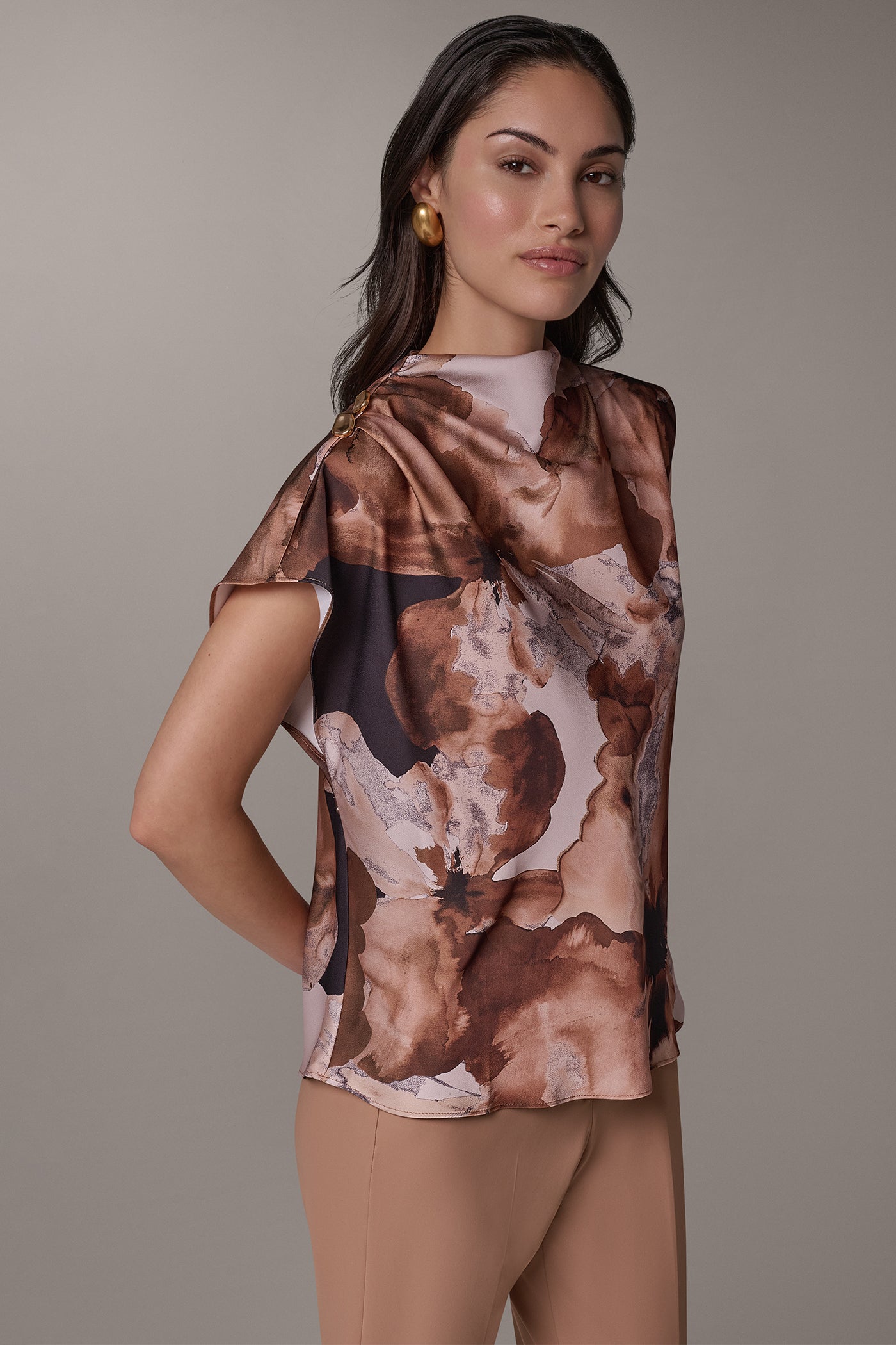 PRINTED ASYMMETRIC HIGH-NECK TOP VIEW 6 | New Arrivals