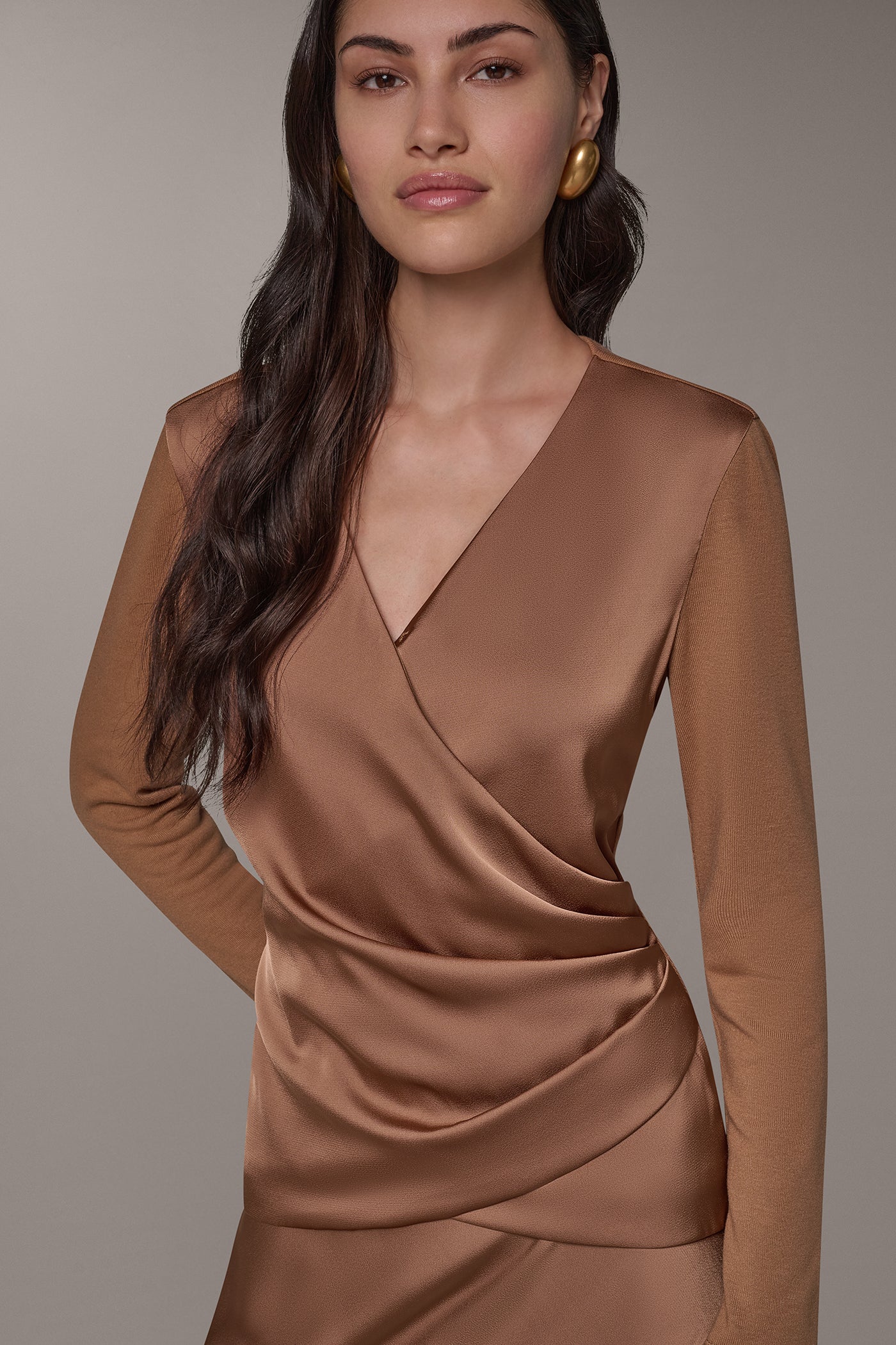 WRAP BLOUSE WITH HARDWARE VIEW 4