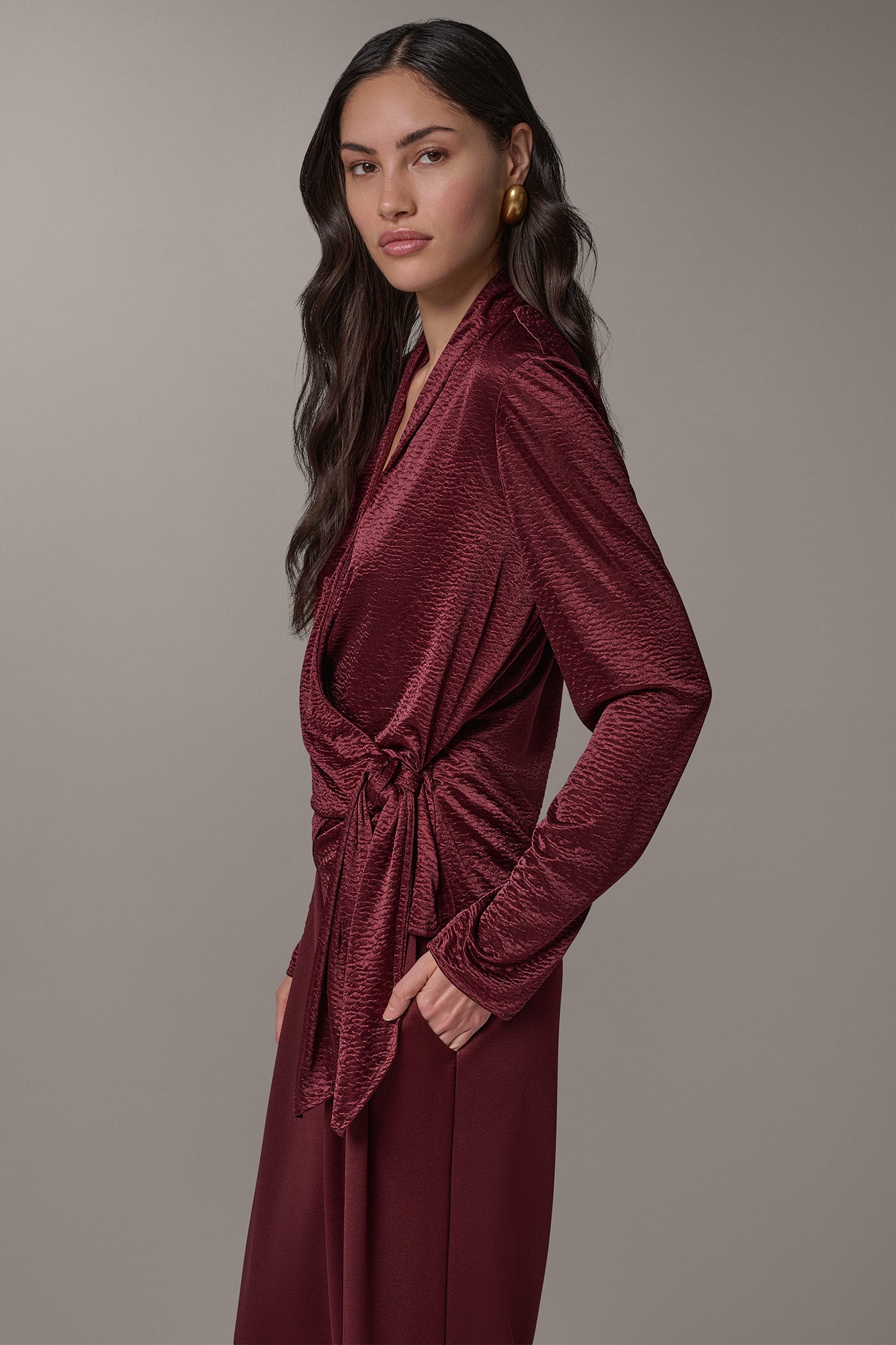 CRINKLE TIE-WAIST BLOUSE VIEW 2