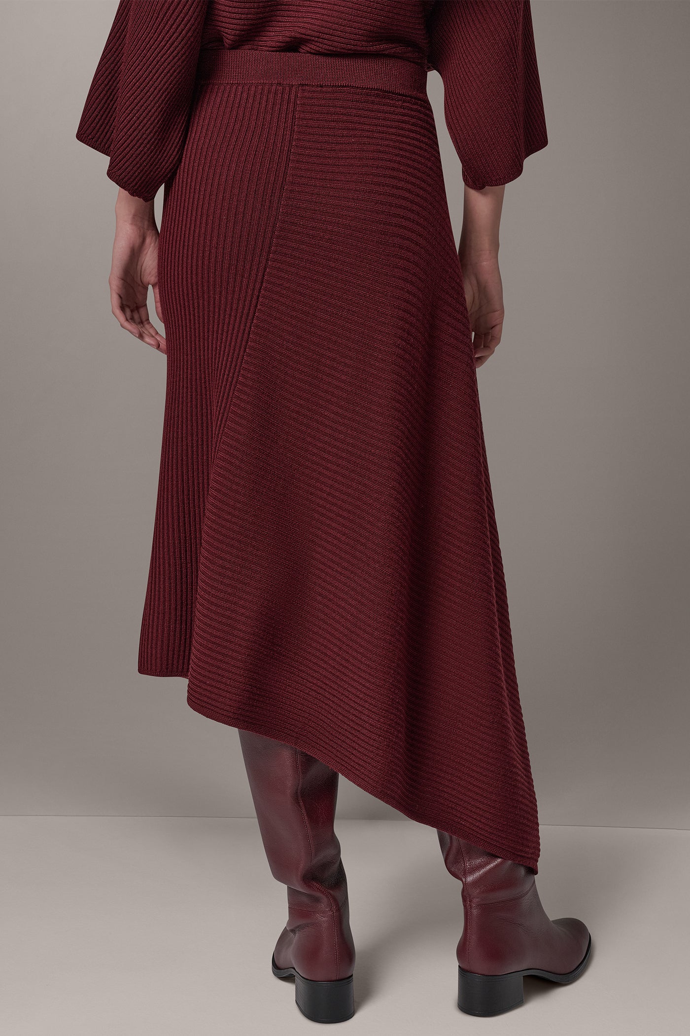 RIB WOOL ASYMMETRIC MIDI SKIRT VIEW 4