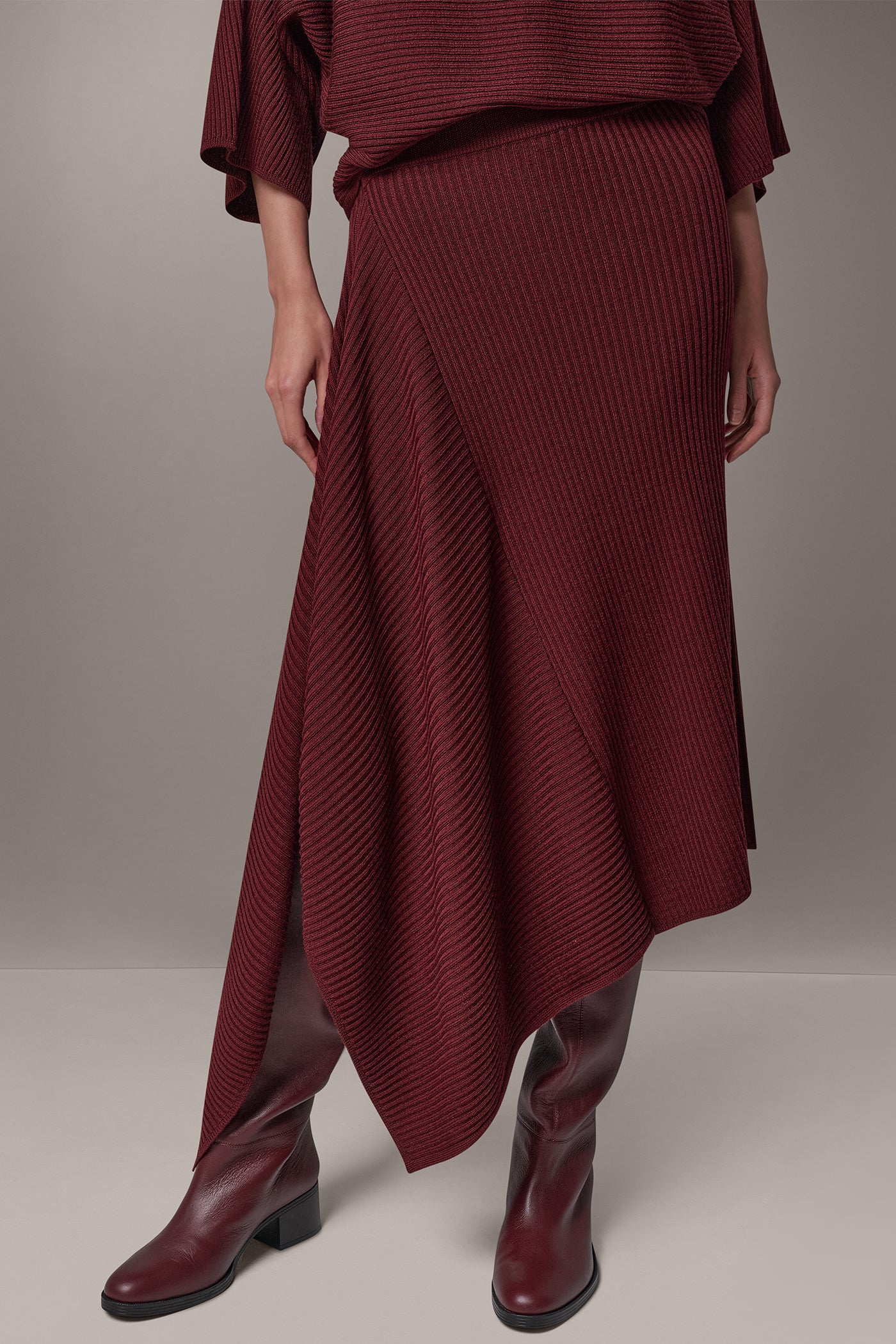 RIB WOOL ASYMMETRIC MIDI SKIRT VIEW 1