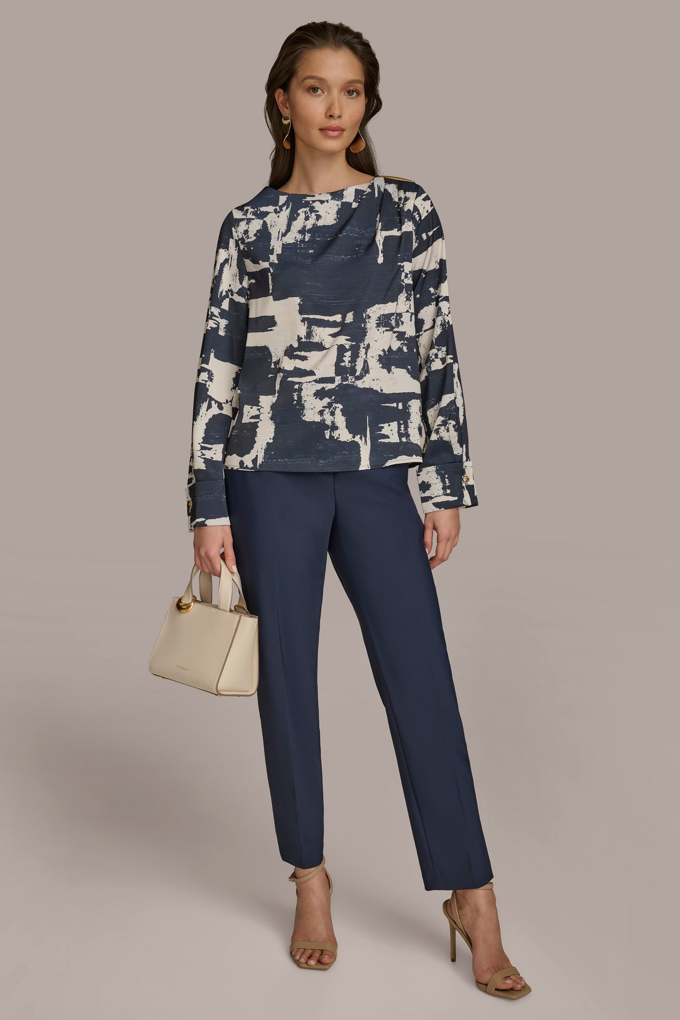 PRINTED TOP WITH HARDWARE VIEW 5 | Last Chance