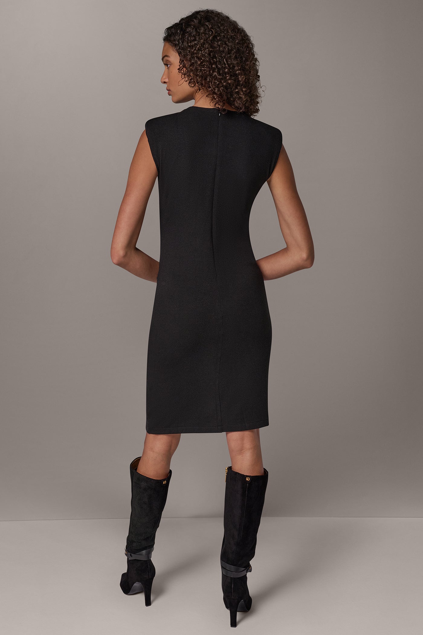 V-NECK SHEATH VIEW 4