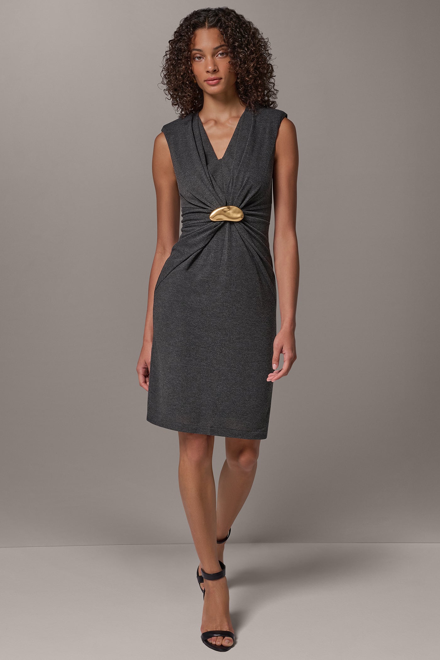 V-NECK SHEATH VIEW 1