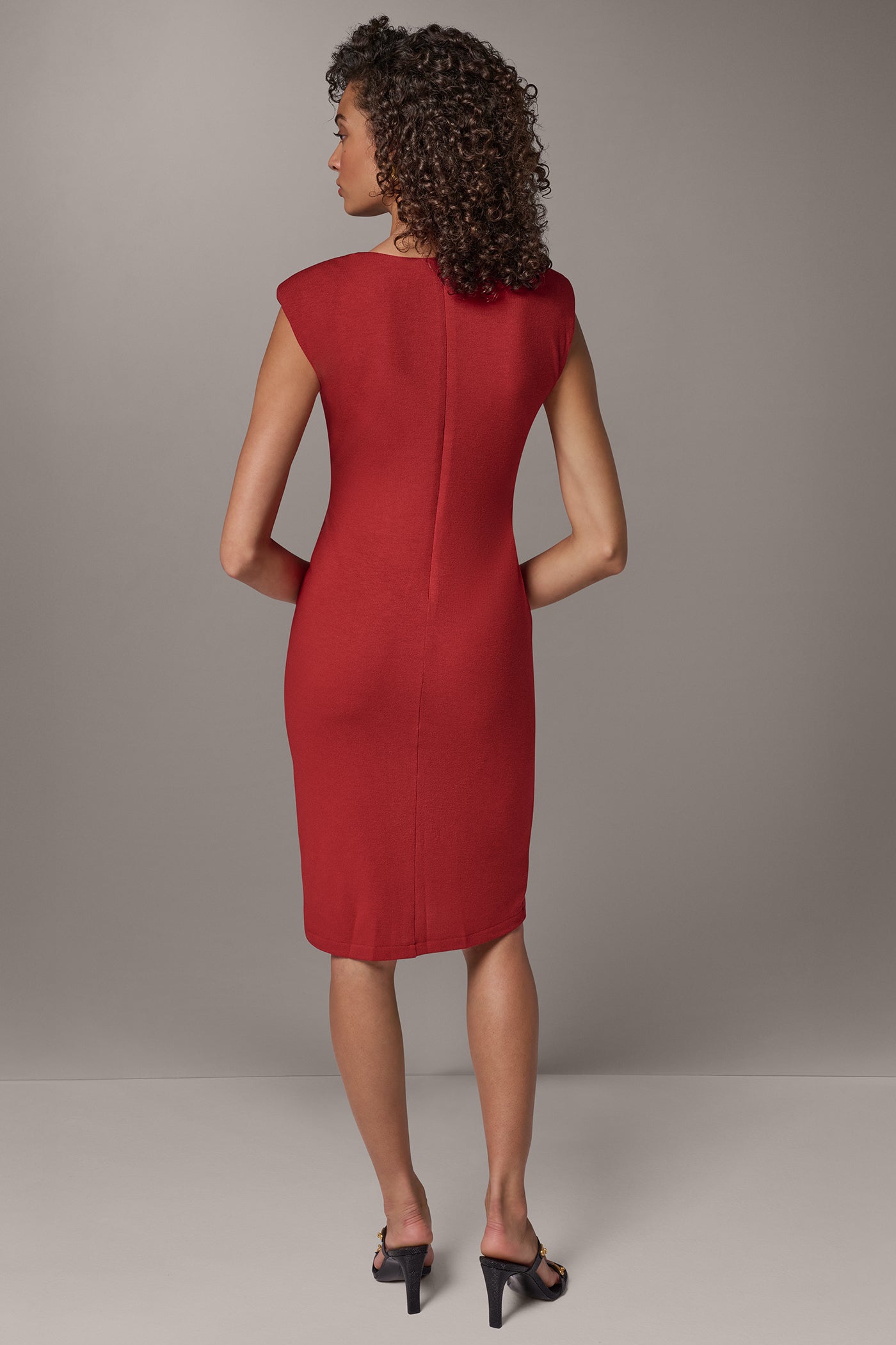 V-NECK SHEATH VIEW 4