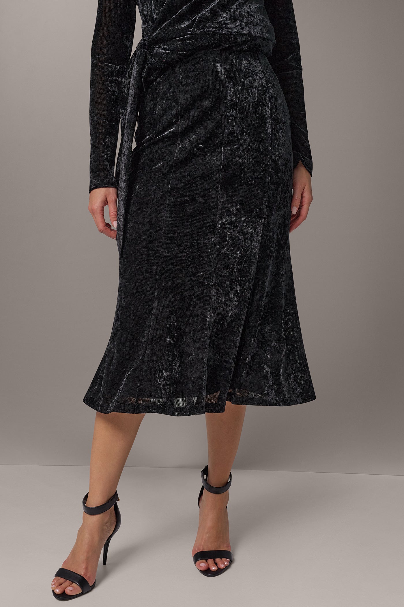 STRETCH VELVET MIDI TRUMPET SKIRT VIEW 1