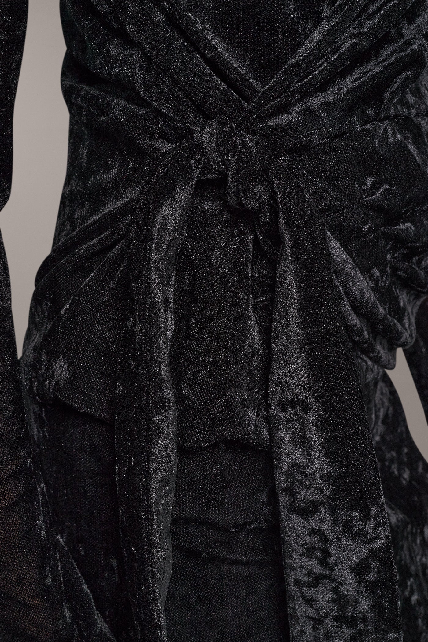 STRETCH VELVET WRAP-EFFECT TOP VIEW 6