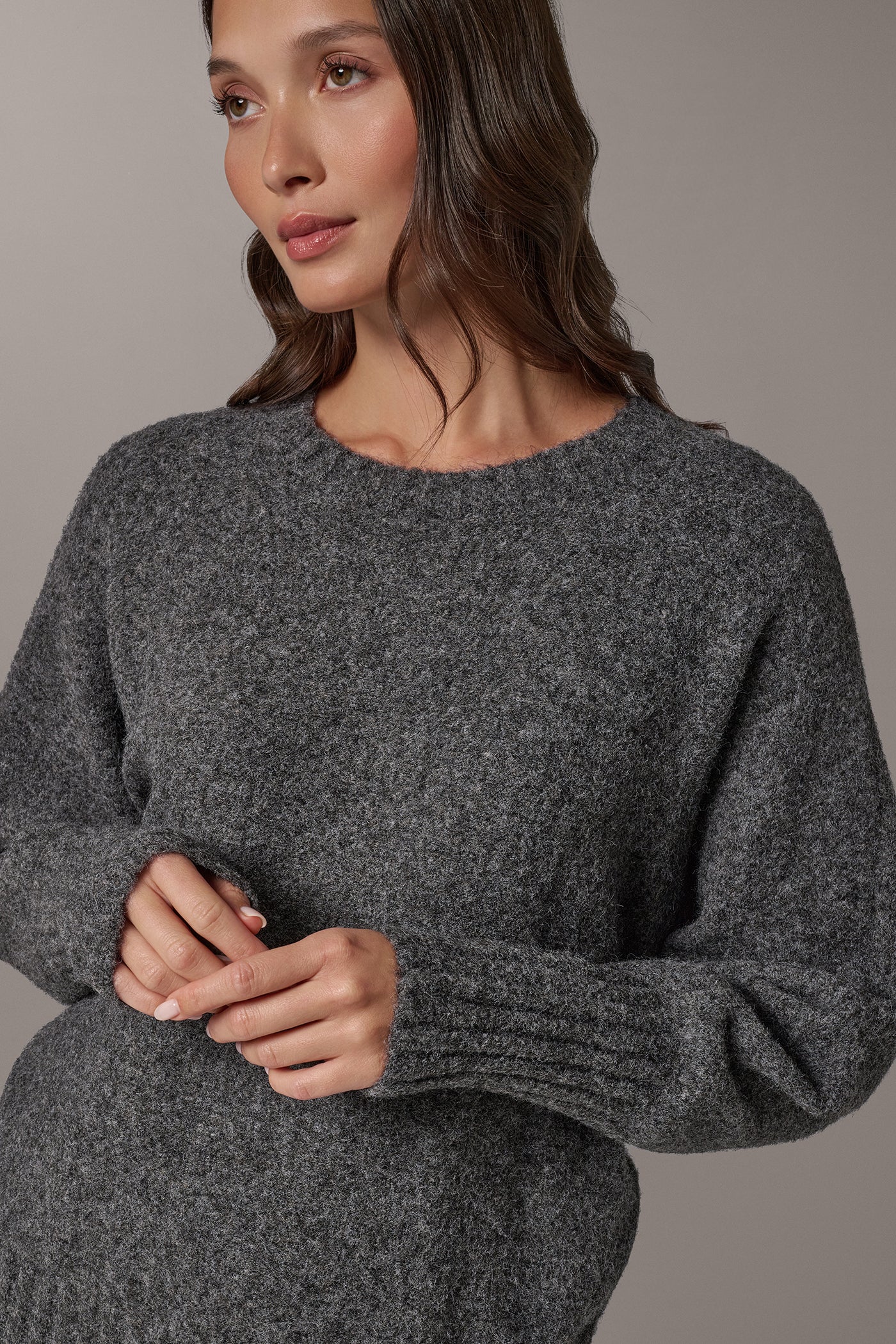 DROP SHOULDER SWEATER VIEW 2