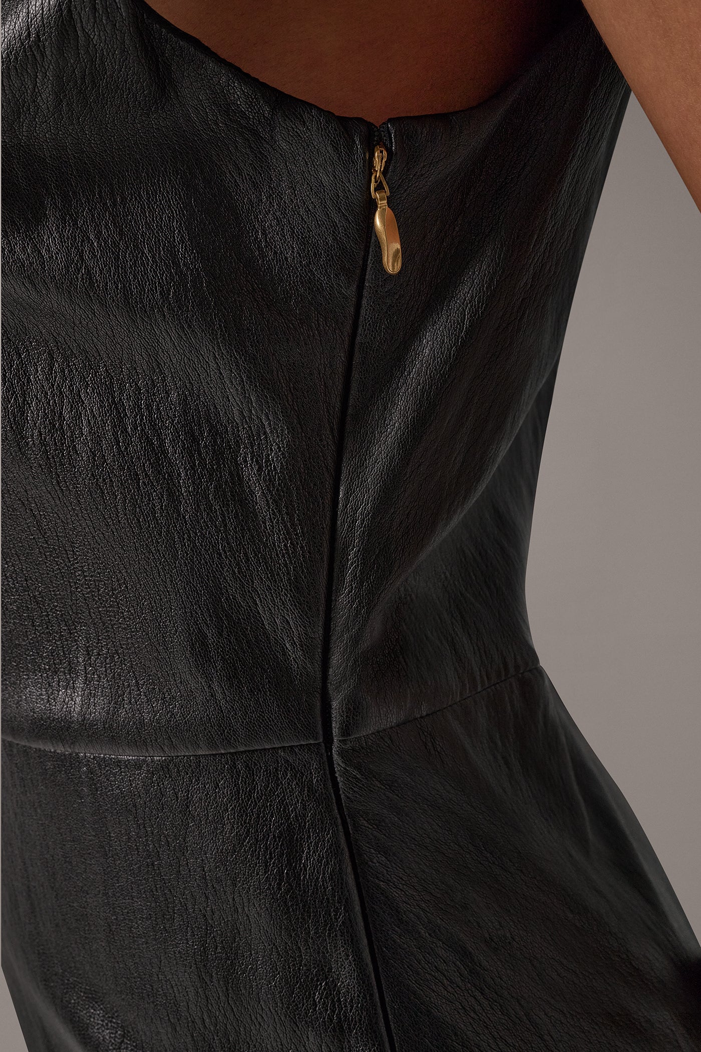 ASYMMETRIC MIDI SHEATH VIEW 8