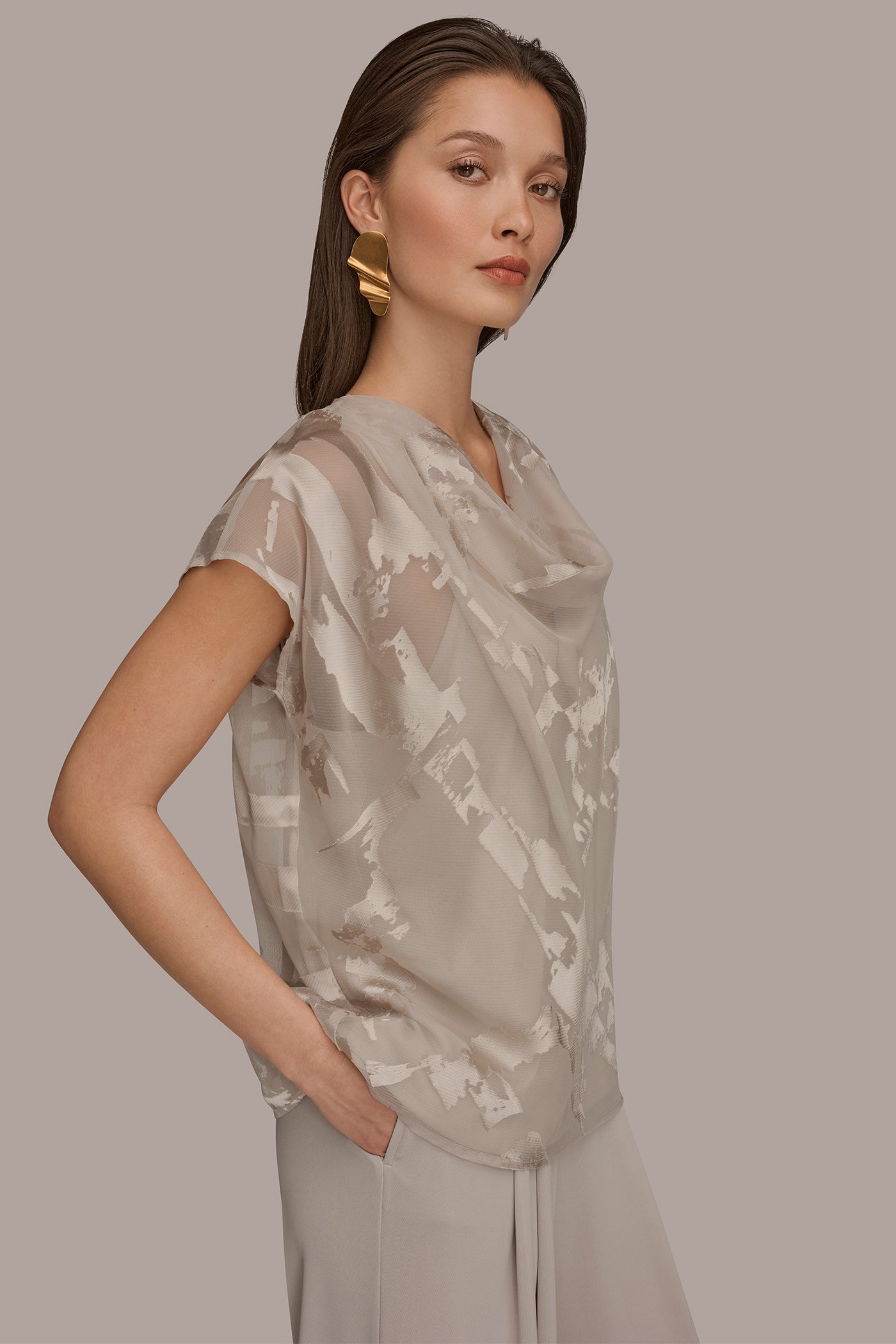 SATIN ABSTRACT BURNOUT TOP VIEW 3 | New clothing