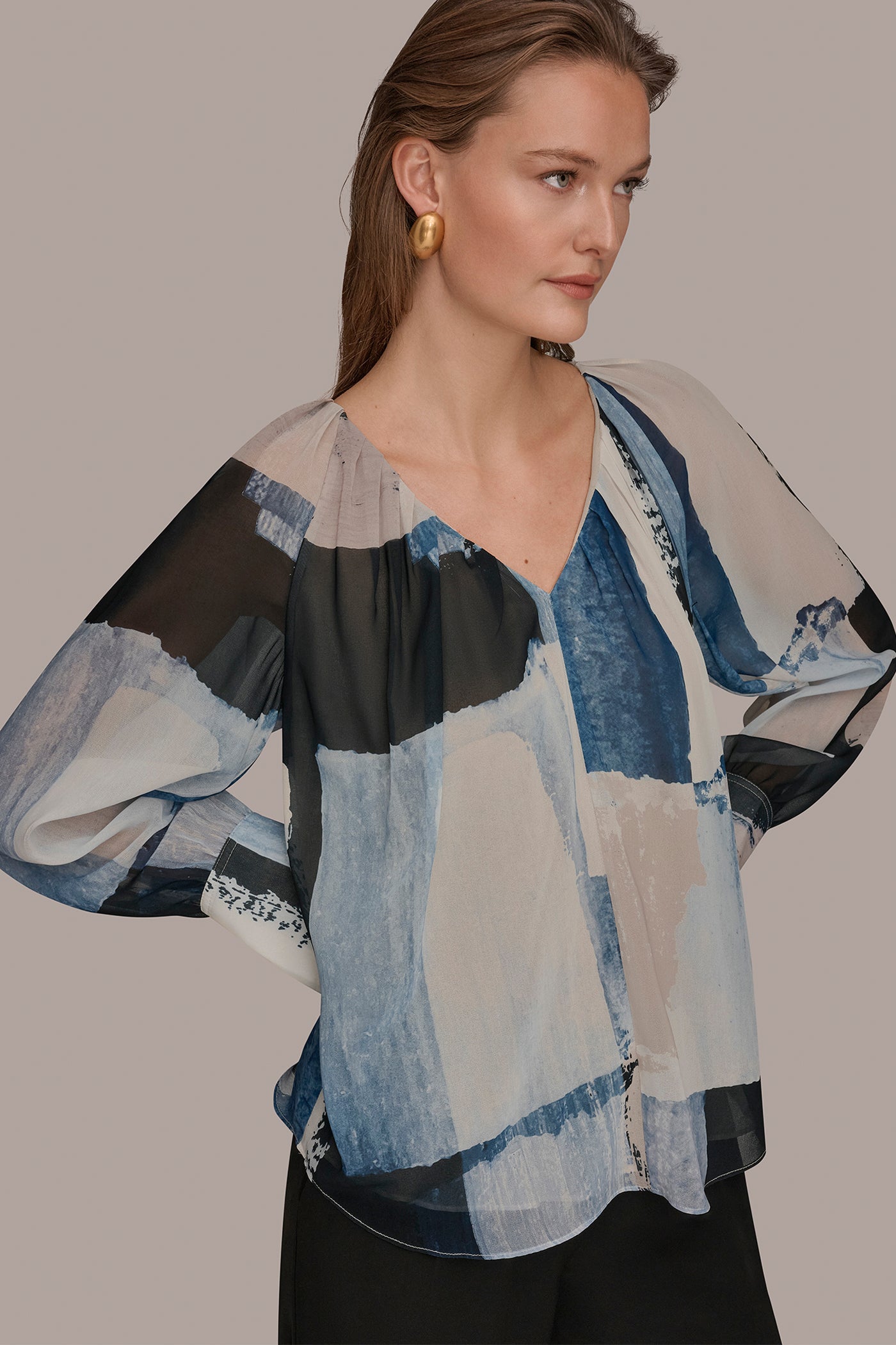 PRINTED CHIFFON TOP VIEW 6 | Suits and Separates